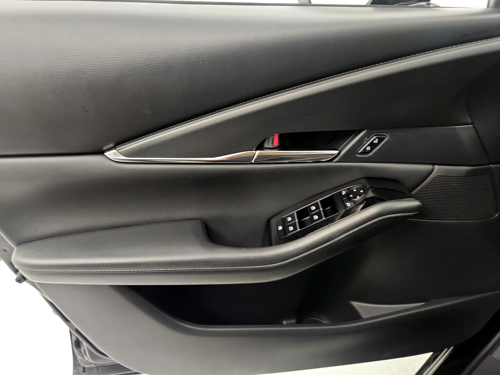 Thumbnail: 2025 Mazda CX-30 - 12