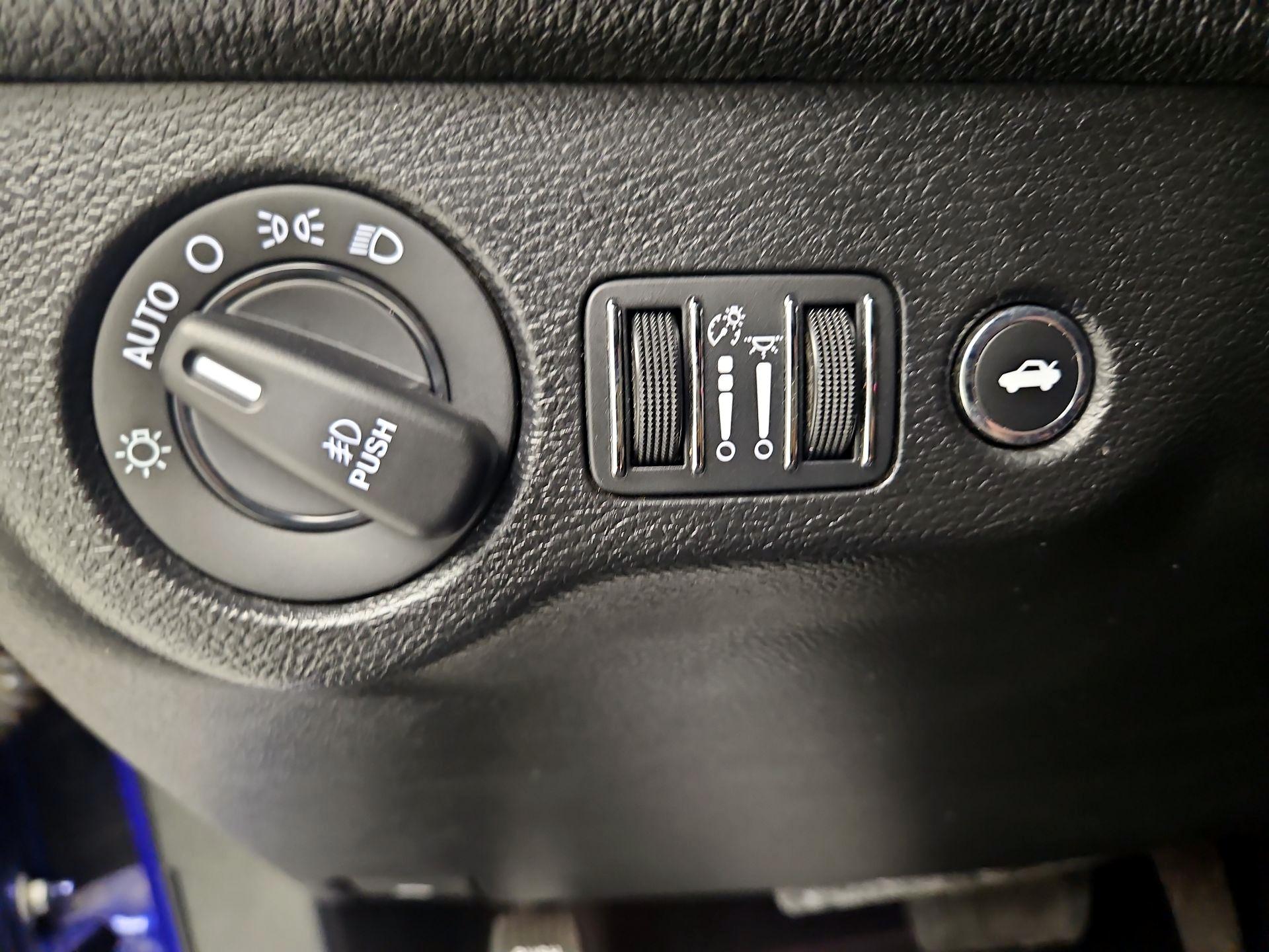 Thumbnail: 2021 Dodge Challenger - 13