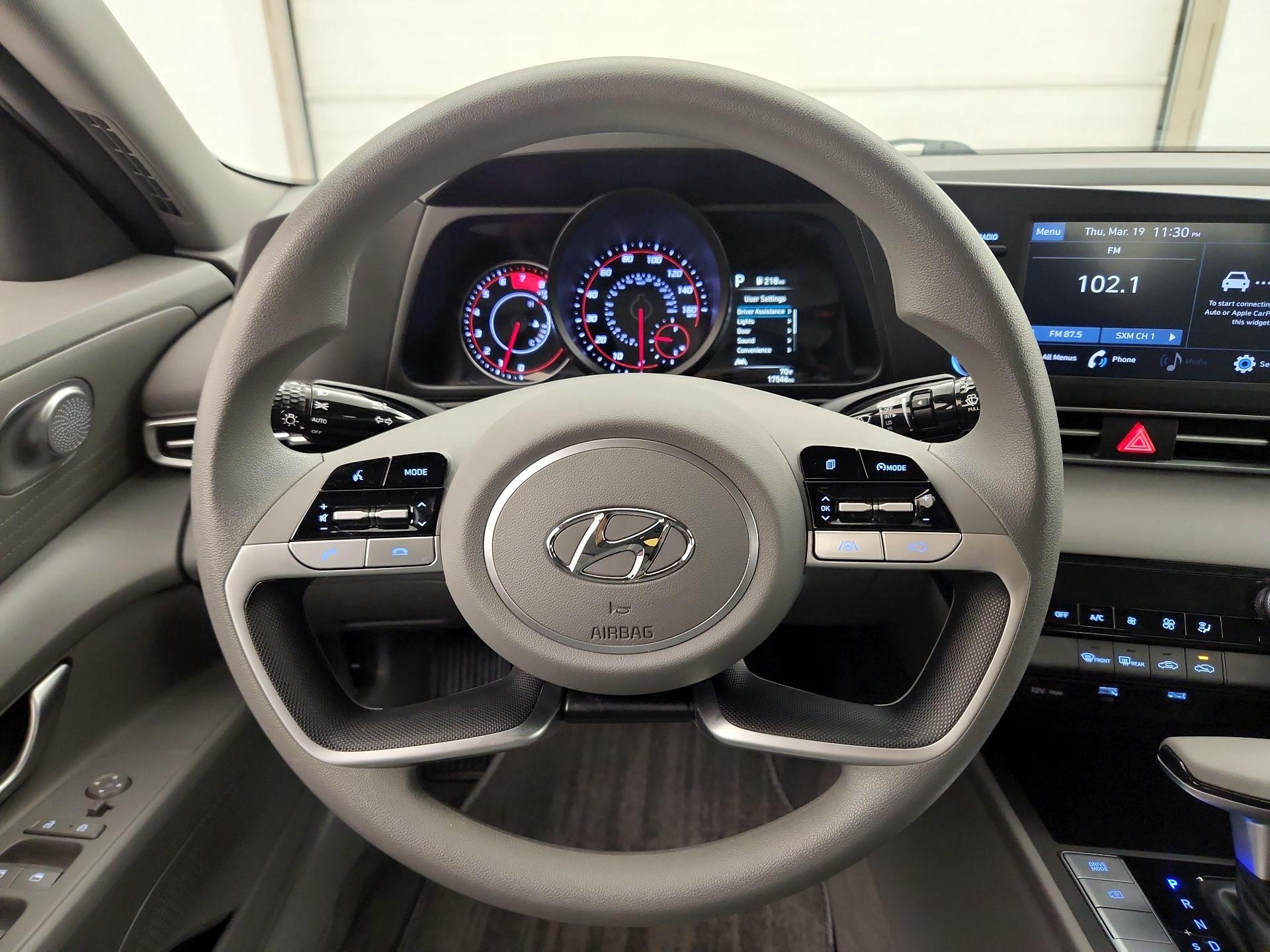 Thumbnail: 2023 Hyundai Elantra - 10