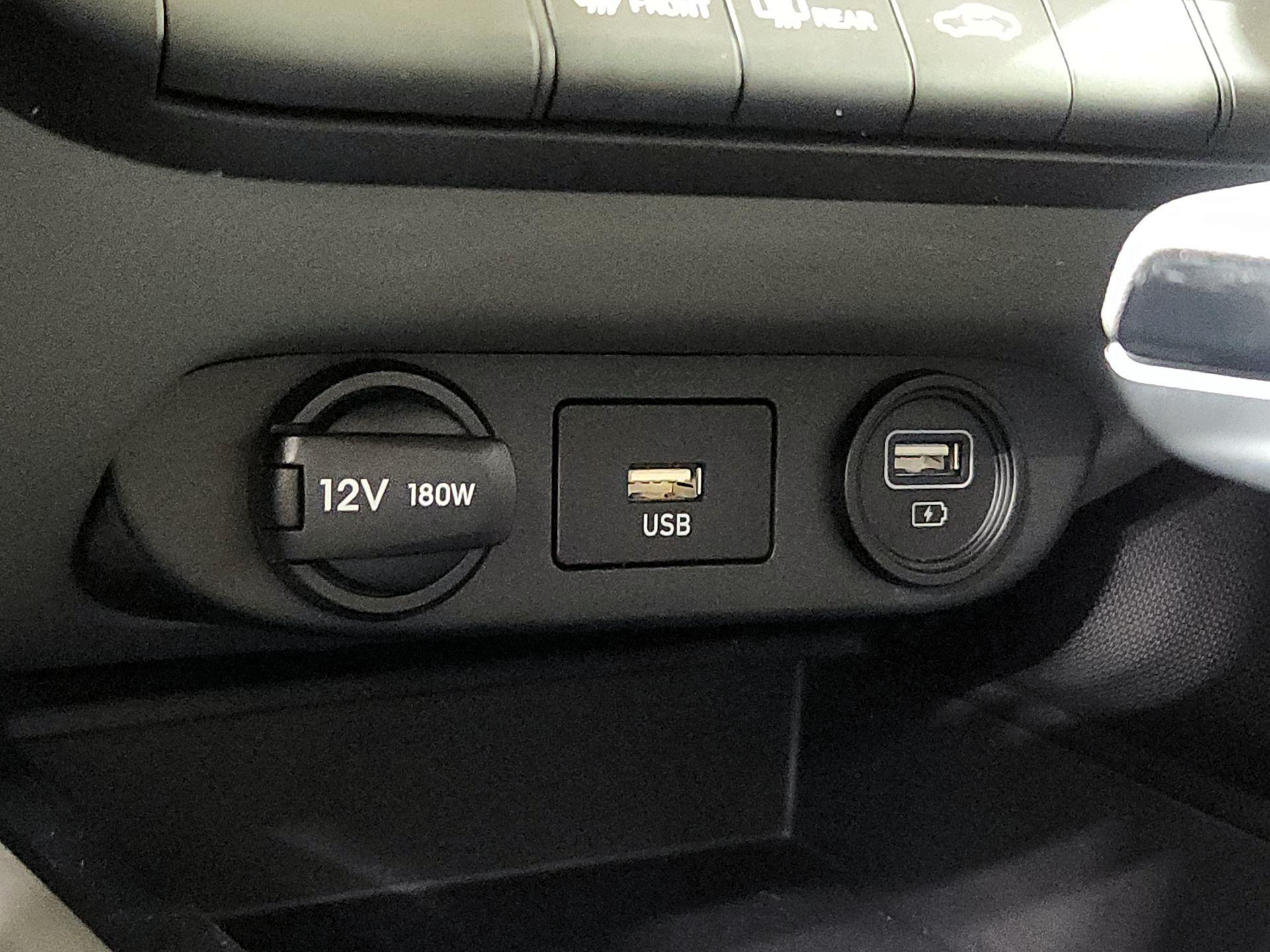 Thumbnail: 2023 Hyundai Elantra - 18