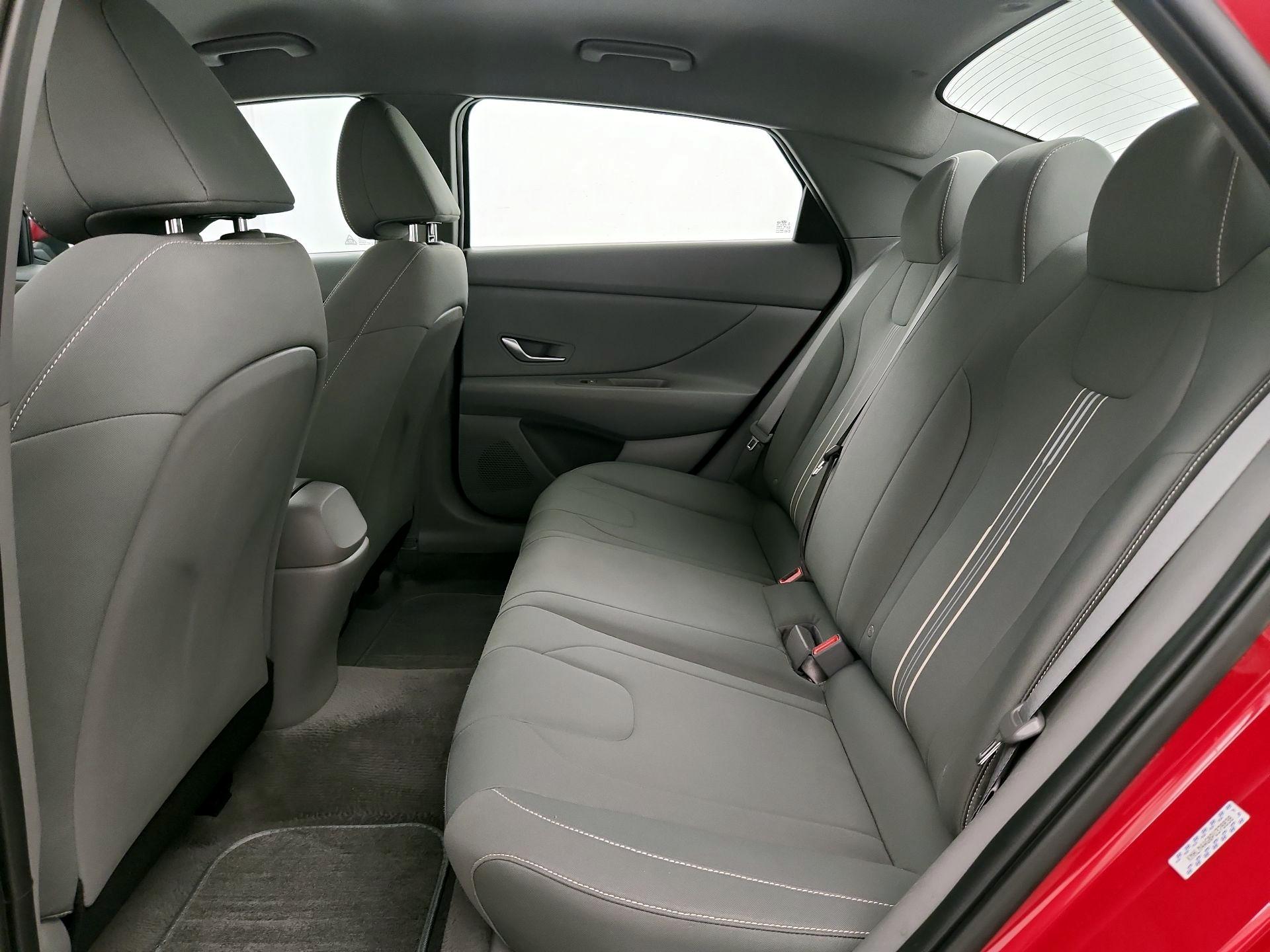 Thumbnail: 2023 Hyundai Elantra - 19