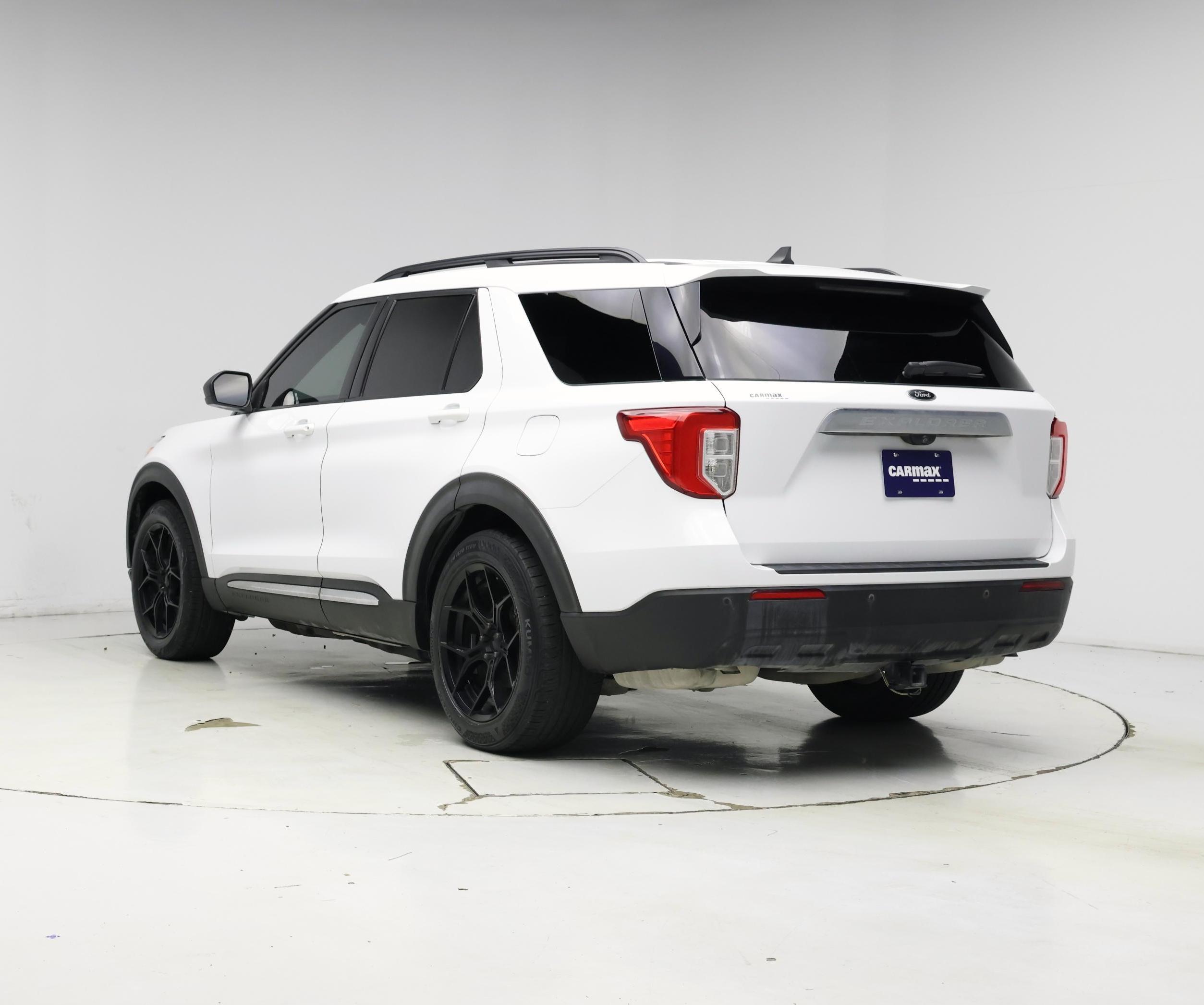 Thumbnail: 2021 Ford Explorer - 2