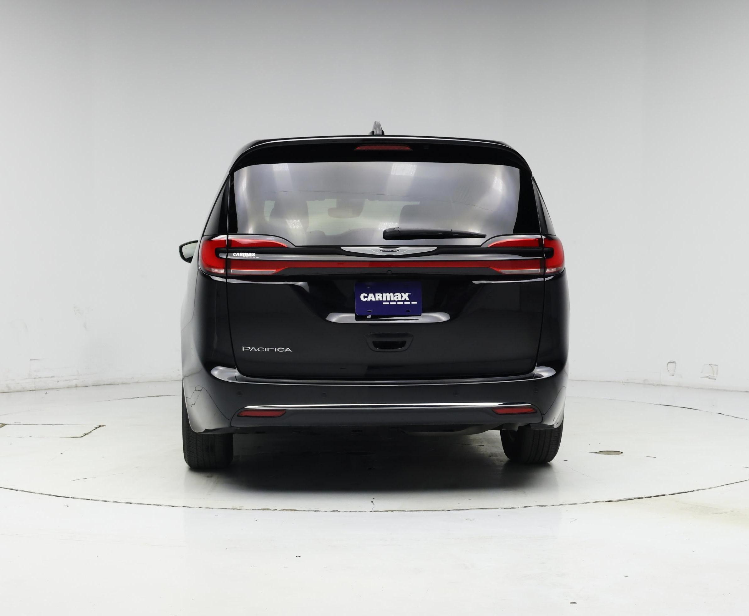 Thumbnail: 2025 Chrysler Pacifica - 6