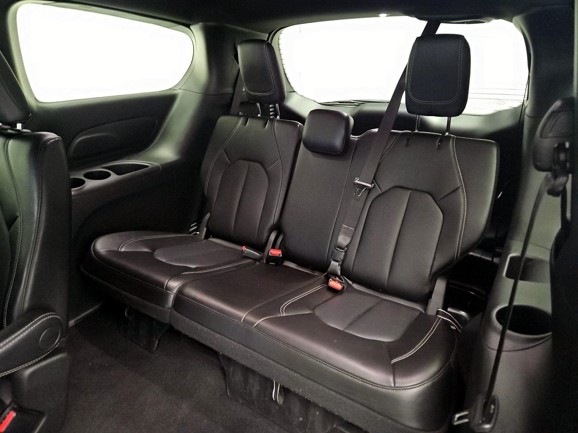 Thumbnail: 2025 Chrysler Pacifica - 20