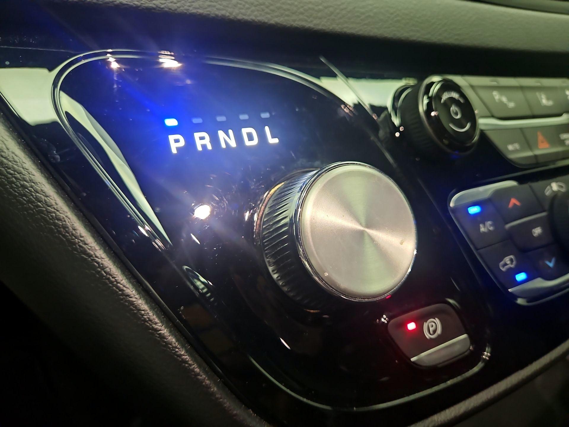 Thumbnail: 2025 Chrysler Pacifica - 17