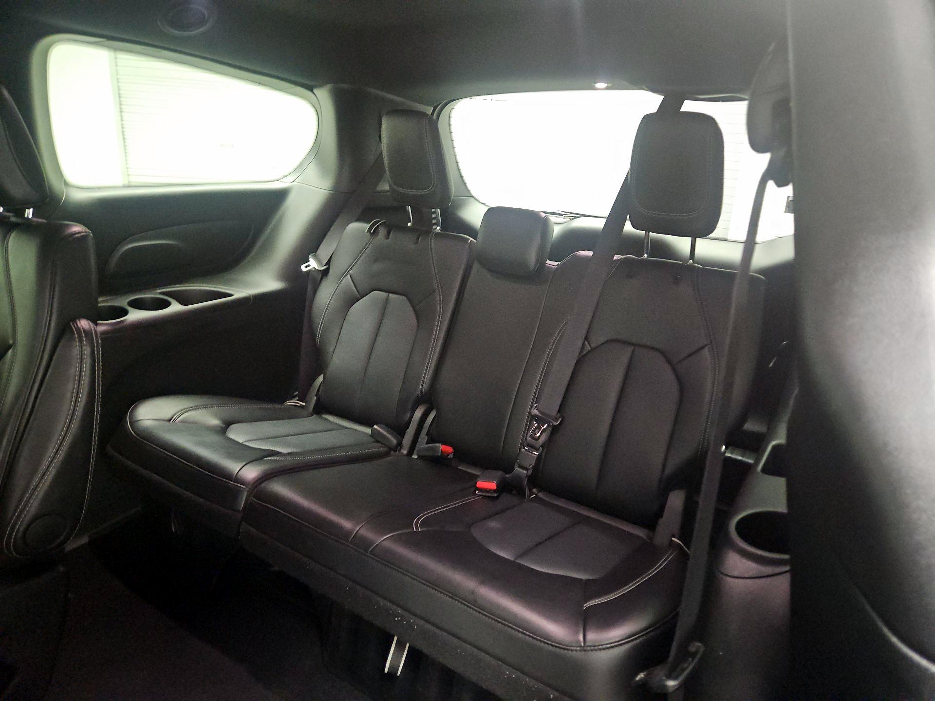 Thumbnail: 2025 Chrysler Pacifica - 20