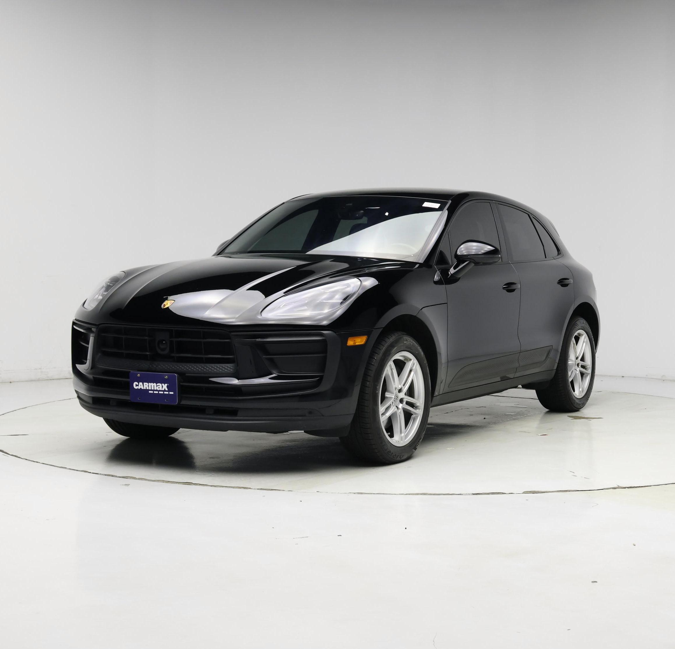 Thumbnail: 2023 Porsche Macan - 4