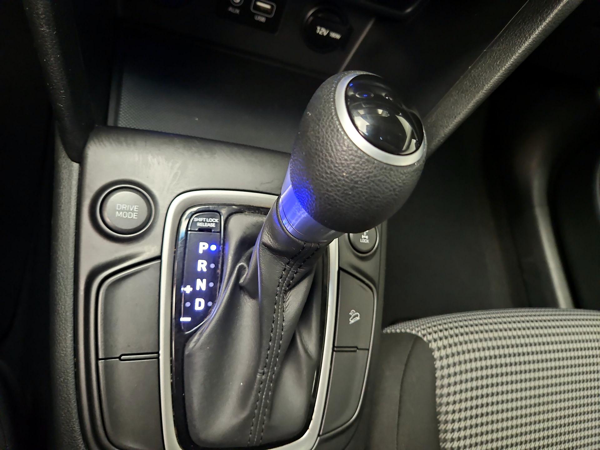 Thumbnail: 2021 Hyundai Kona - 17