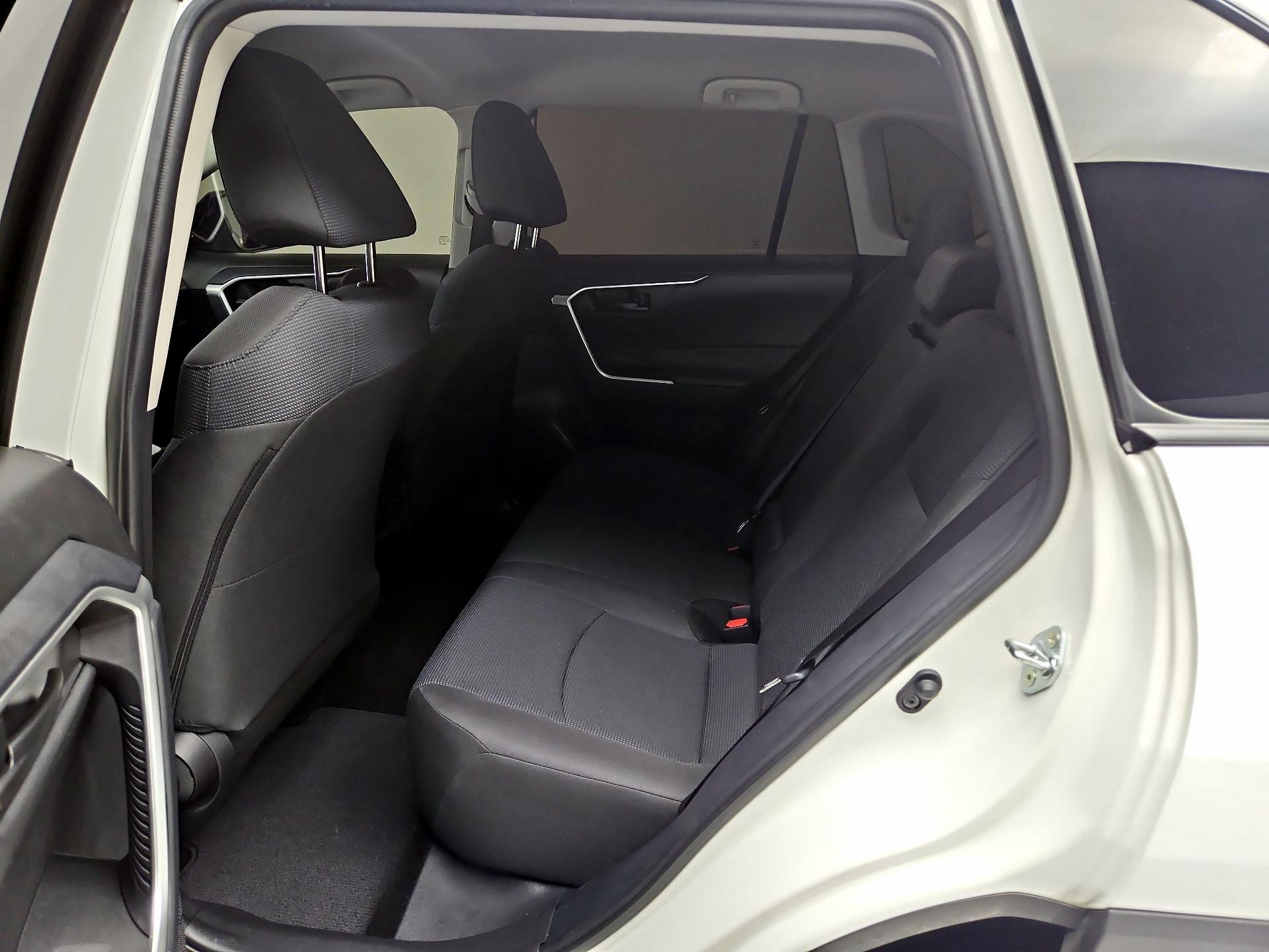 Thumbnail: 2025 Toyota RAV4 - 19