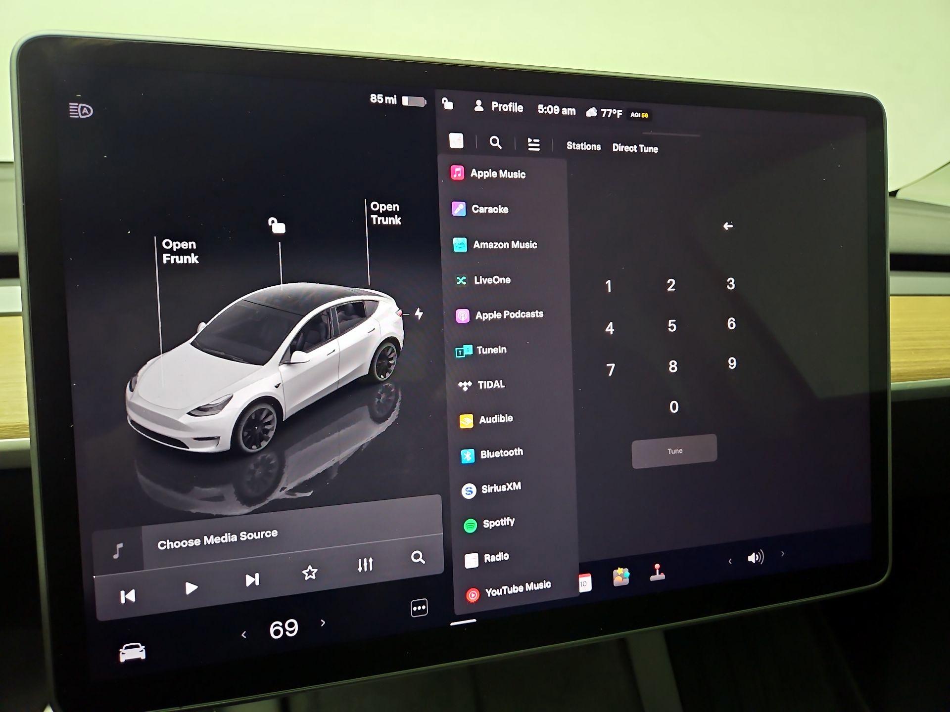 Thumbnail: 2023 Tesla Model Y - 14