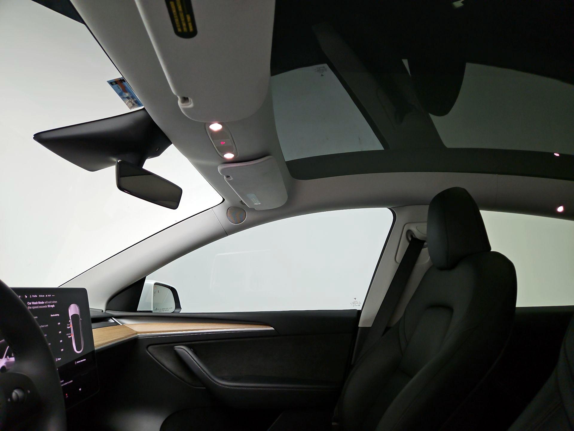 Thumbnail: 2023 Tesla Model Y - 18