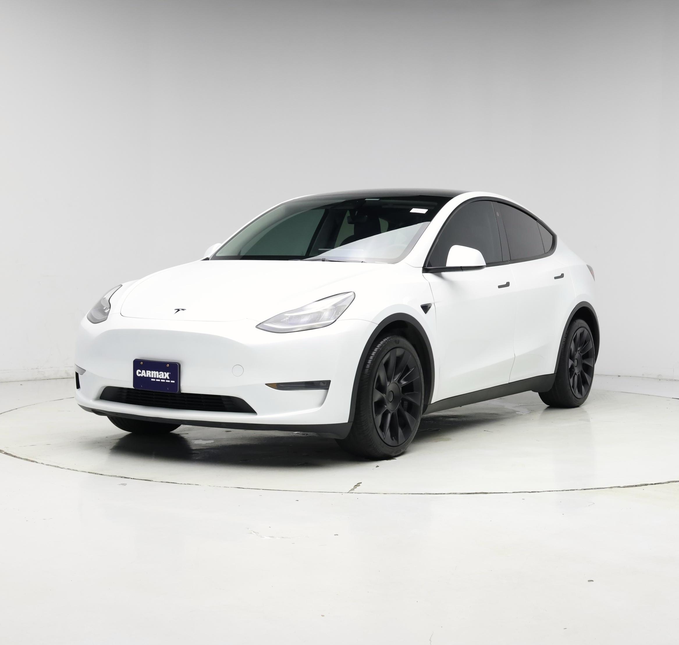 Thumbnail: 2023 Tesla Model Y - 4