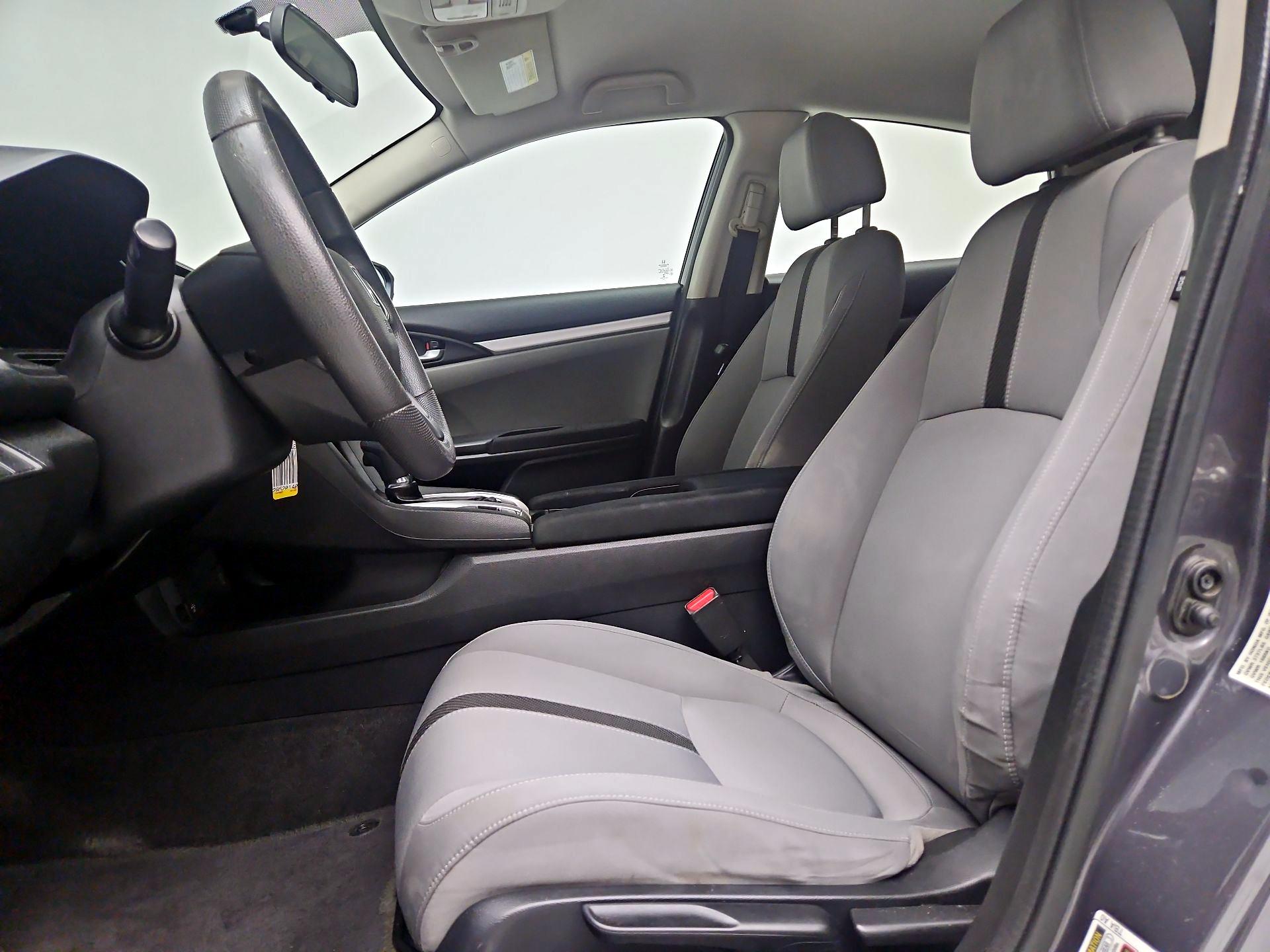 Thumbnail: 2016 Honda Civic - 11