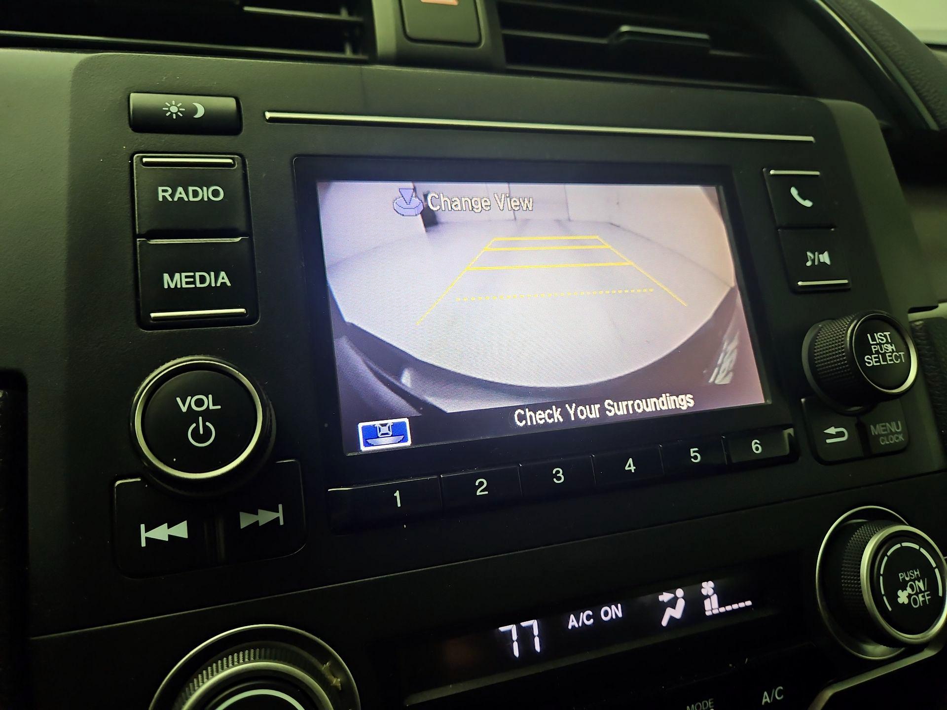 Thumbnail: 2016 Honda Civic - 14