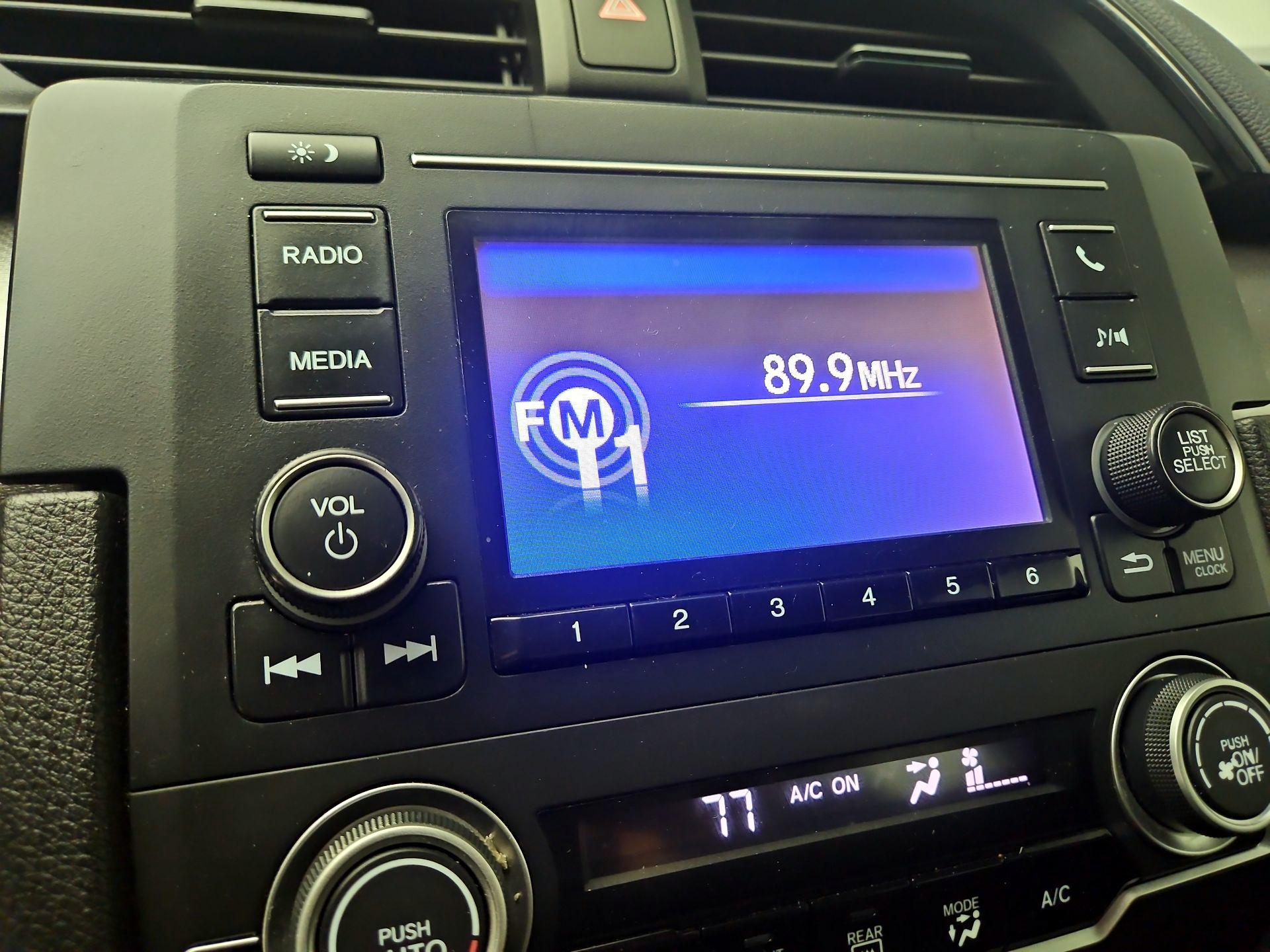 Thumbnail: 2016 Honda Civic - 15