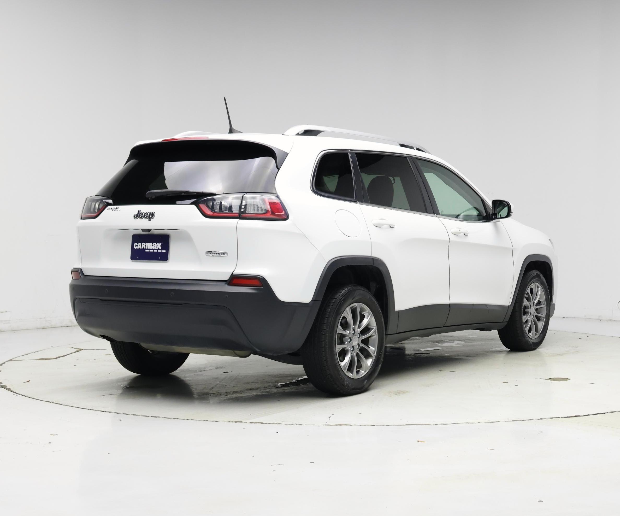 Thumbnail: 2019 Jeep Cherokee - 8