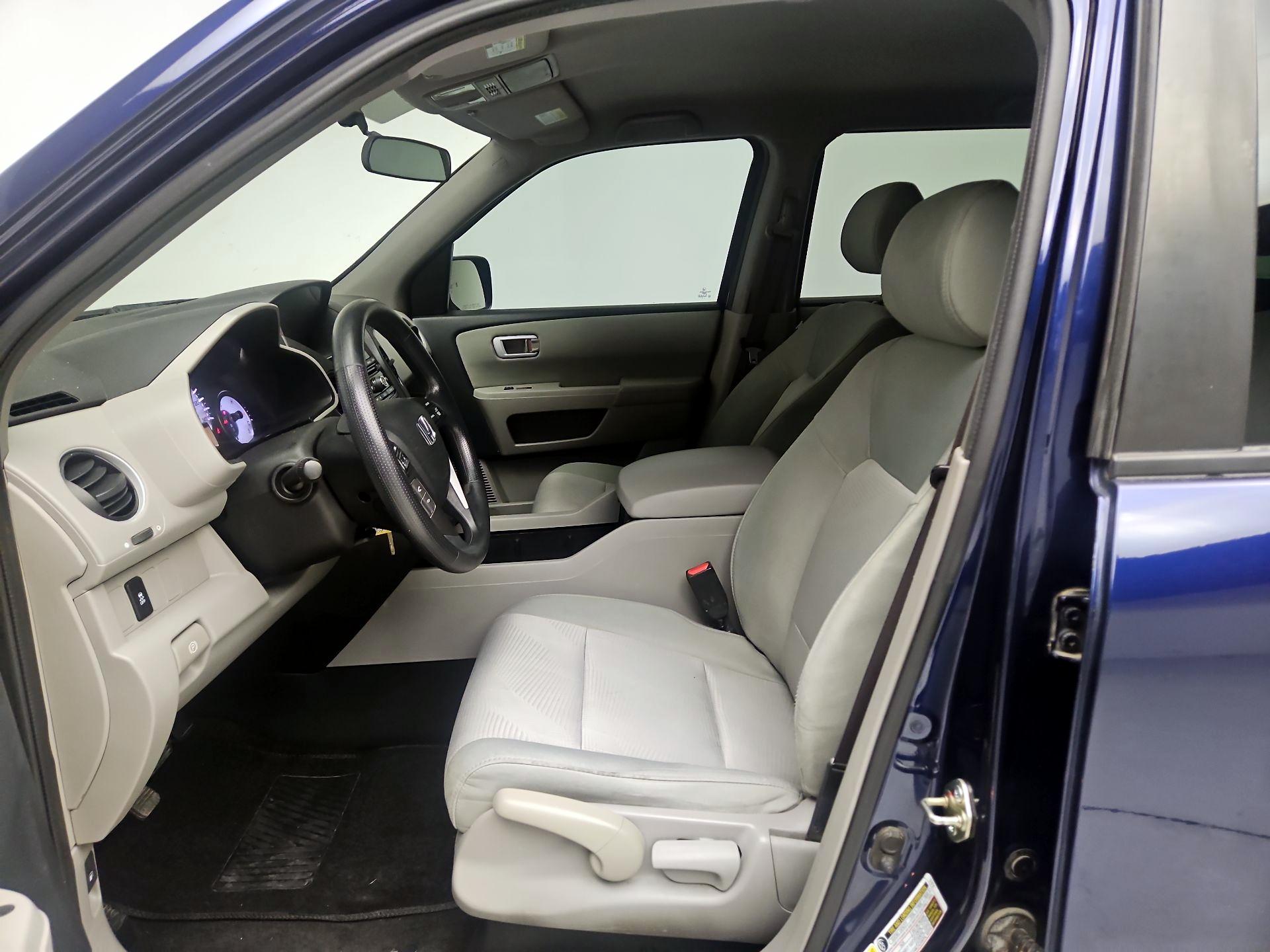 Thumbnail: 2015 Honda Pilot - 11