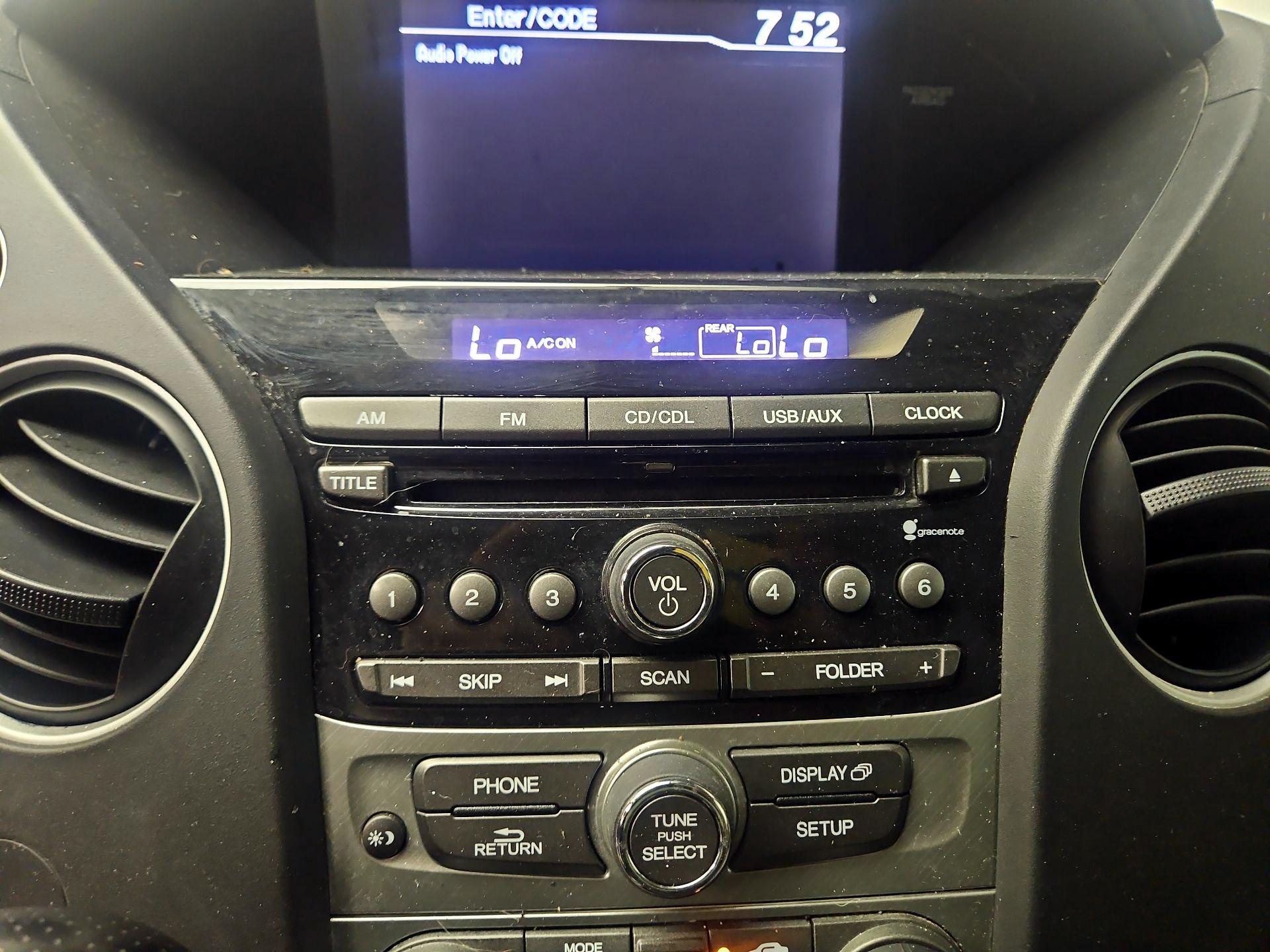 Thumbnail: 2015 Honda Pilot - 15