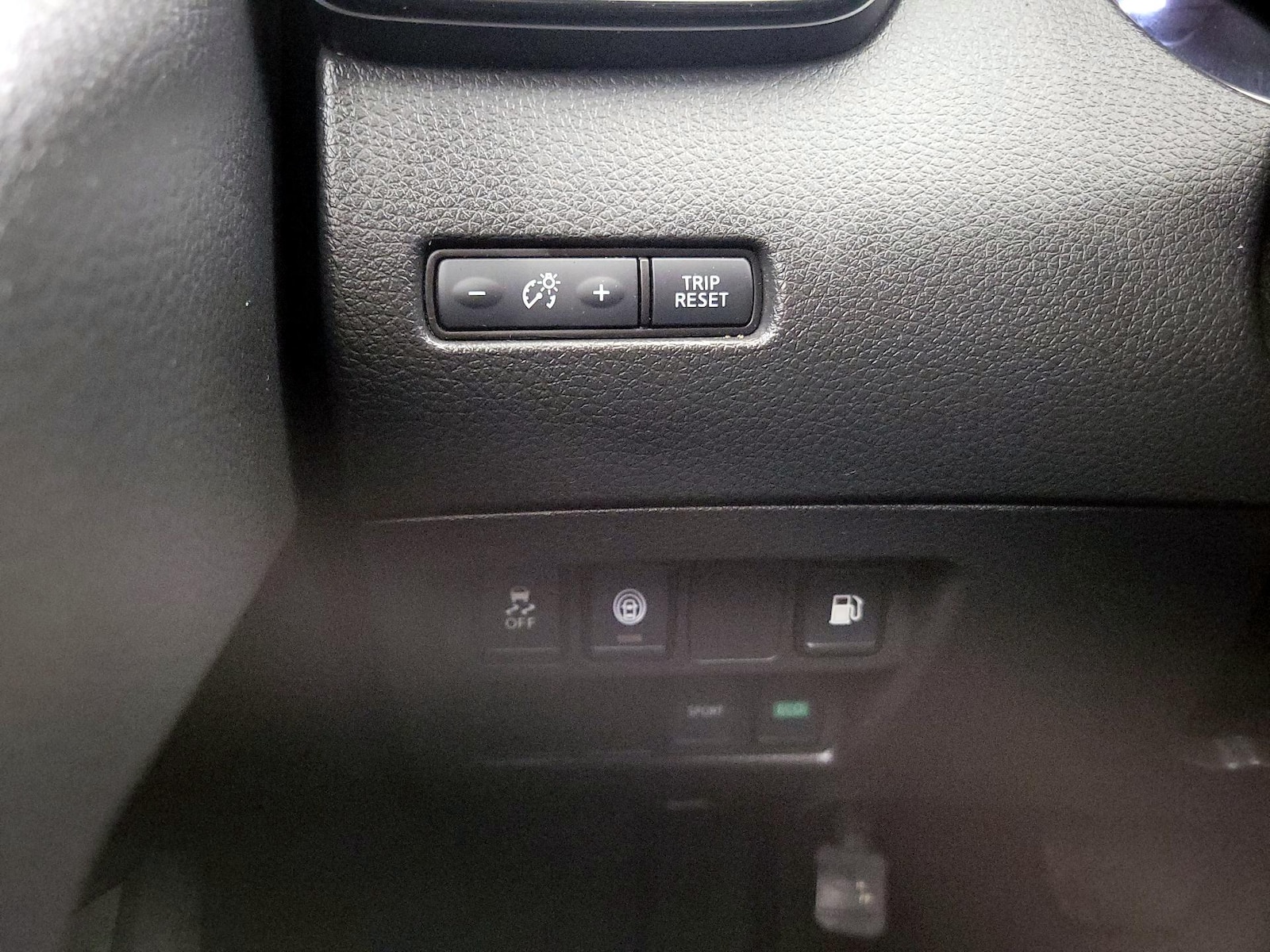 2020 Nissan Rogue S - Photo 14
