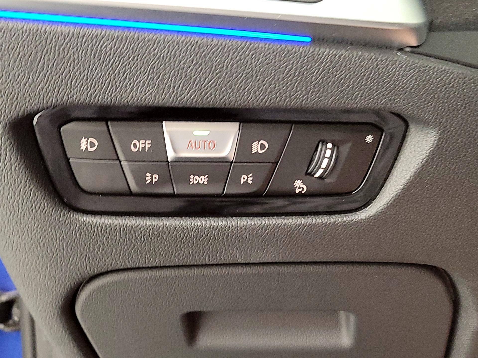 Thumbnail: 2021 BMW 4 Series - 13