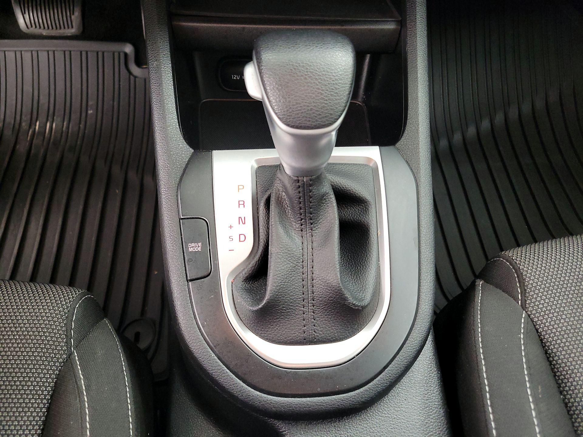 Thumbnail: 2024 Kia Forte - 17