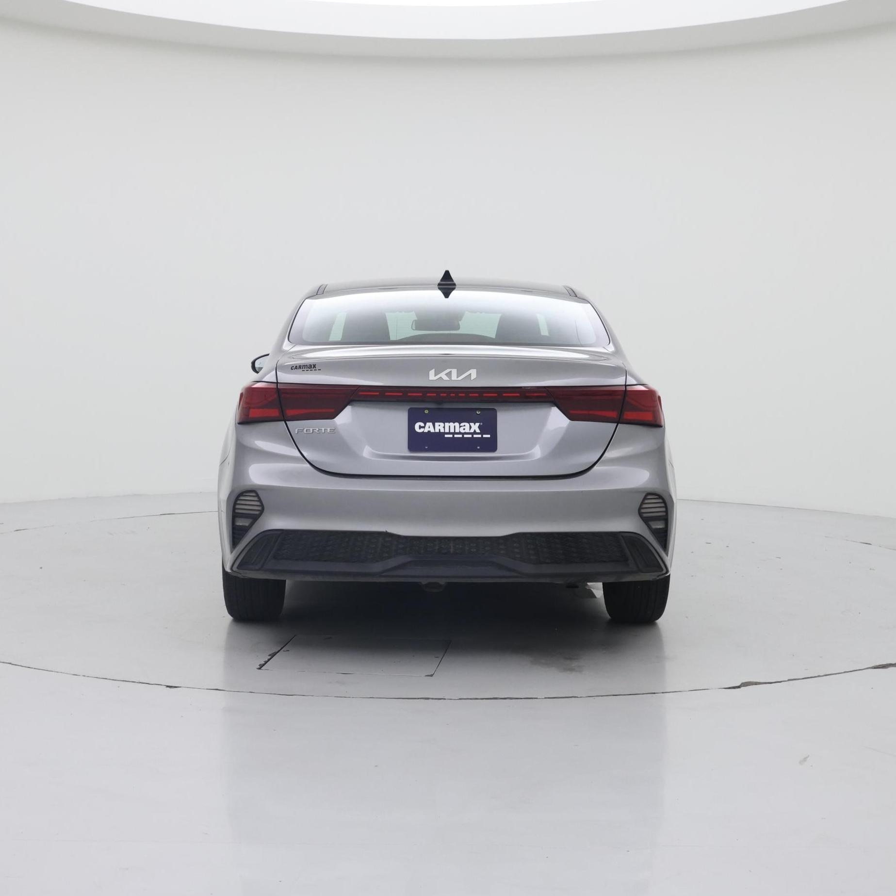 Thumbnail: 2024 Kia Forte - 6
