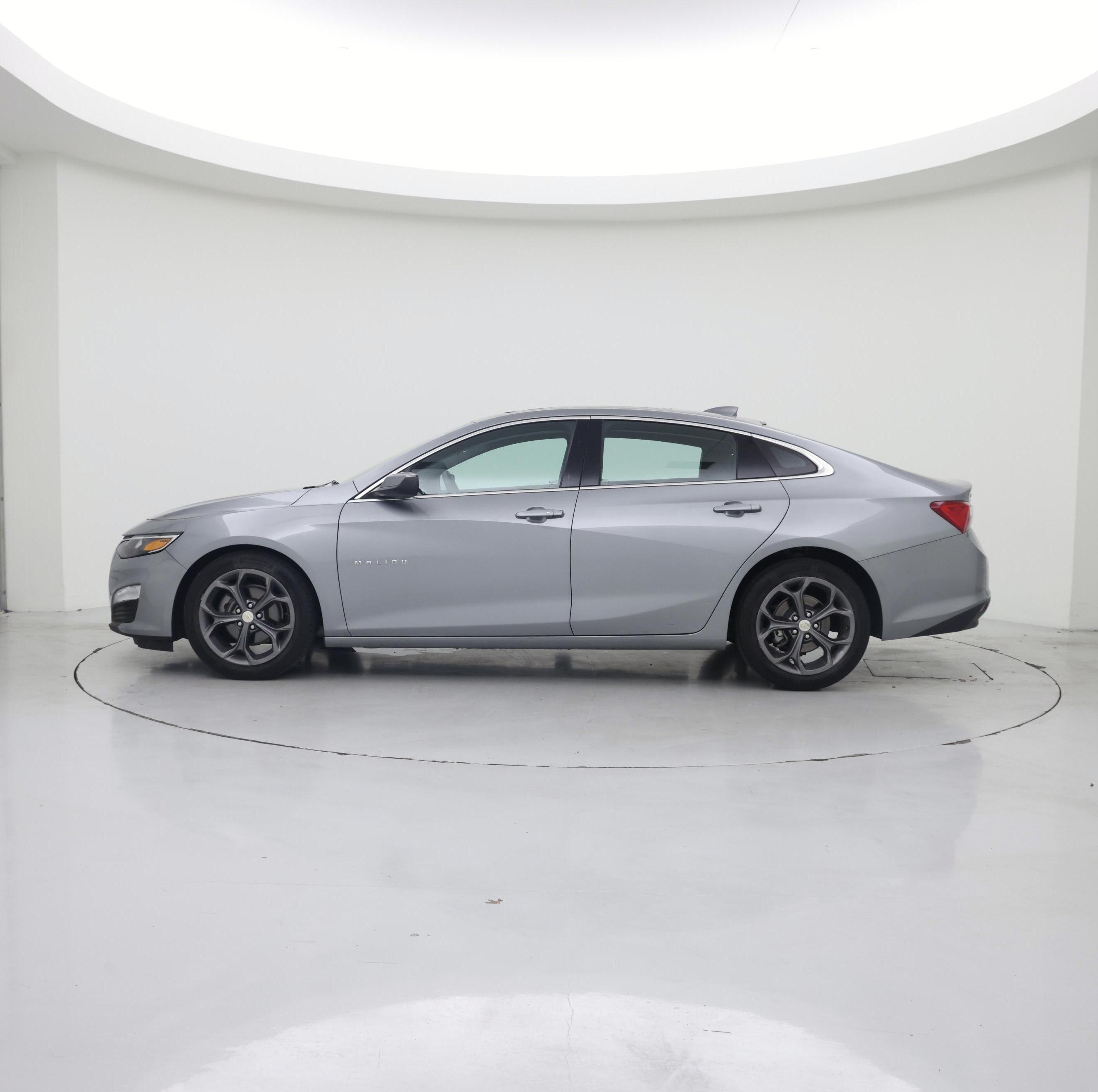 Thumbnail: 2024 Chevrolet Malibu - 3
