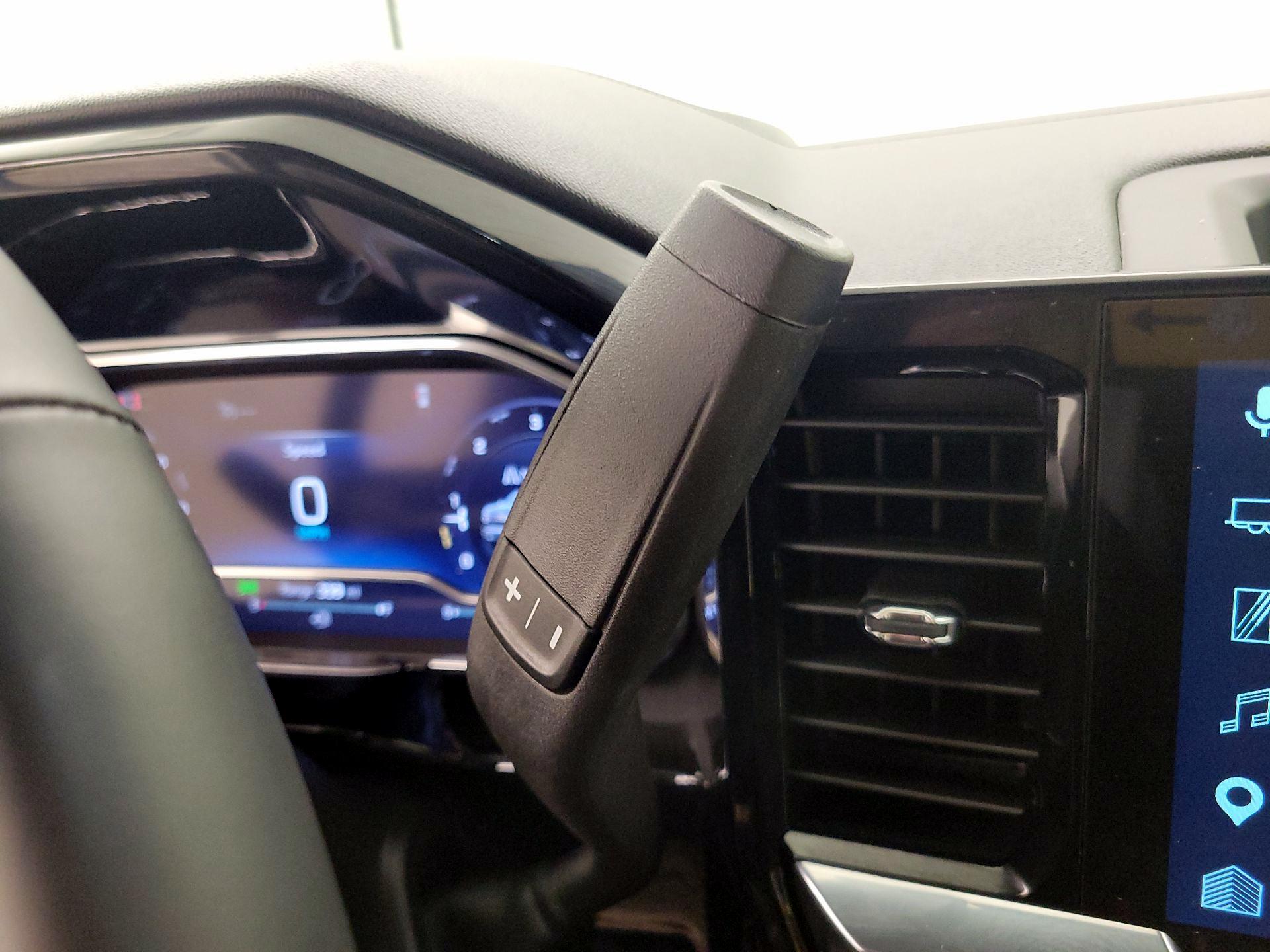 Thumbnail: 2025 Chevrolet Silverado 1500 - 17