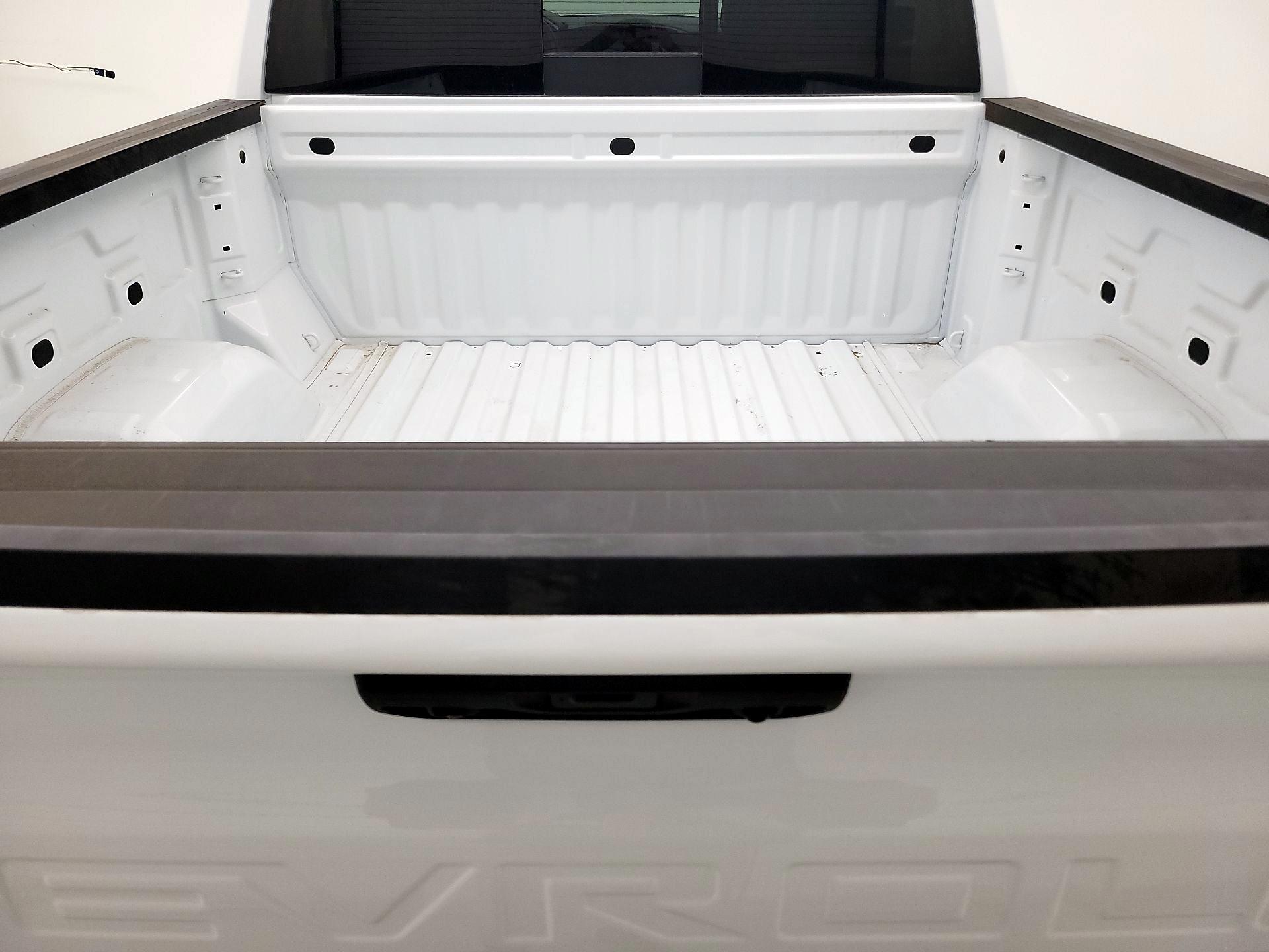 Thumbnail: 2025 Chevrolet Silverado 1500 - 20