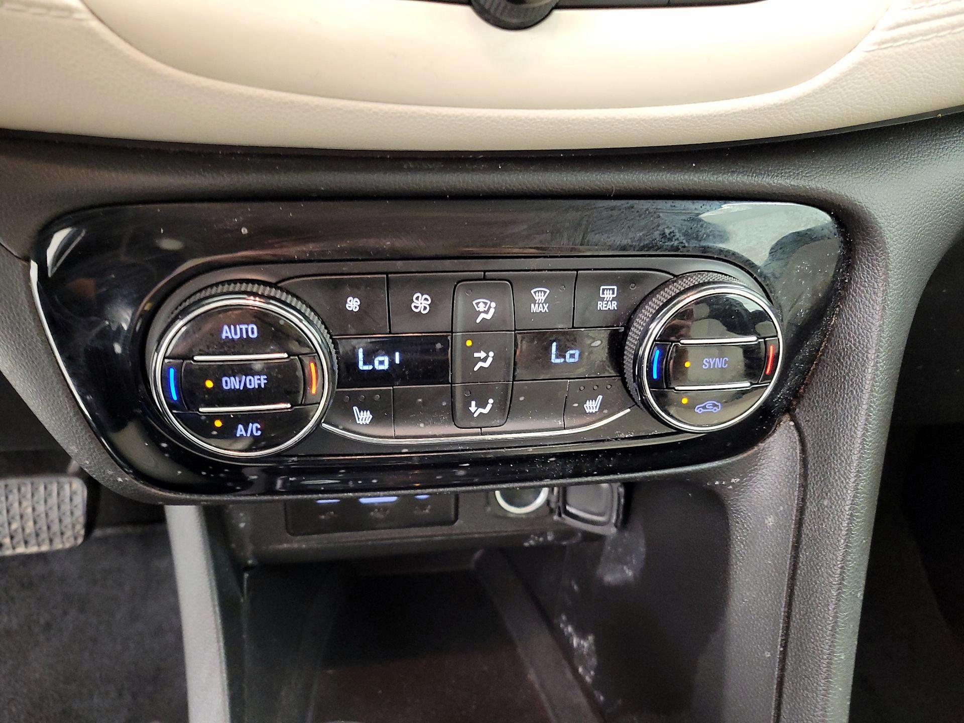 Thumbnail: 2020 Buick Encore GX - 16