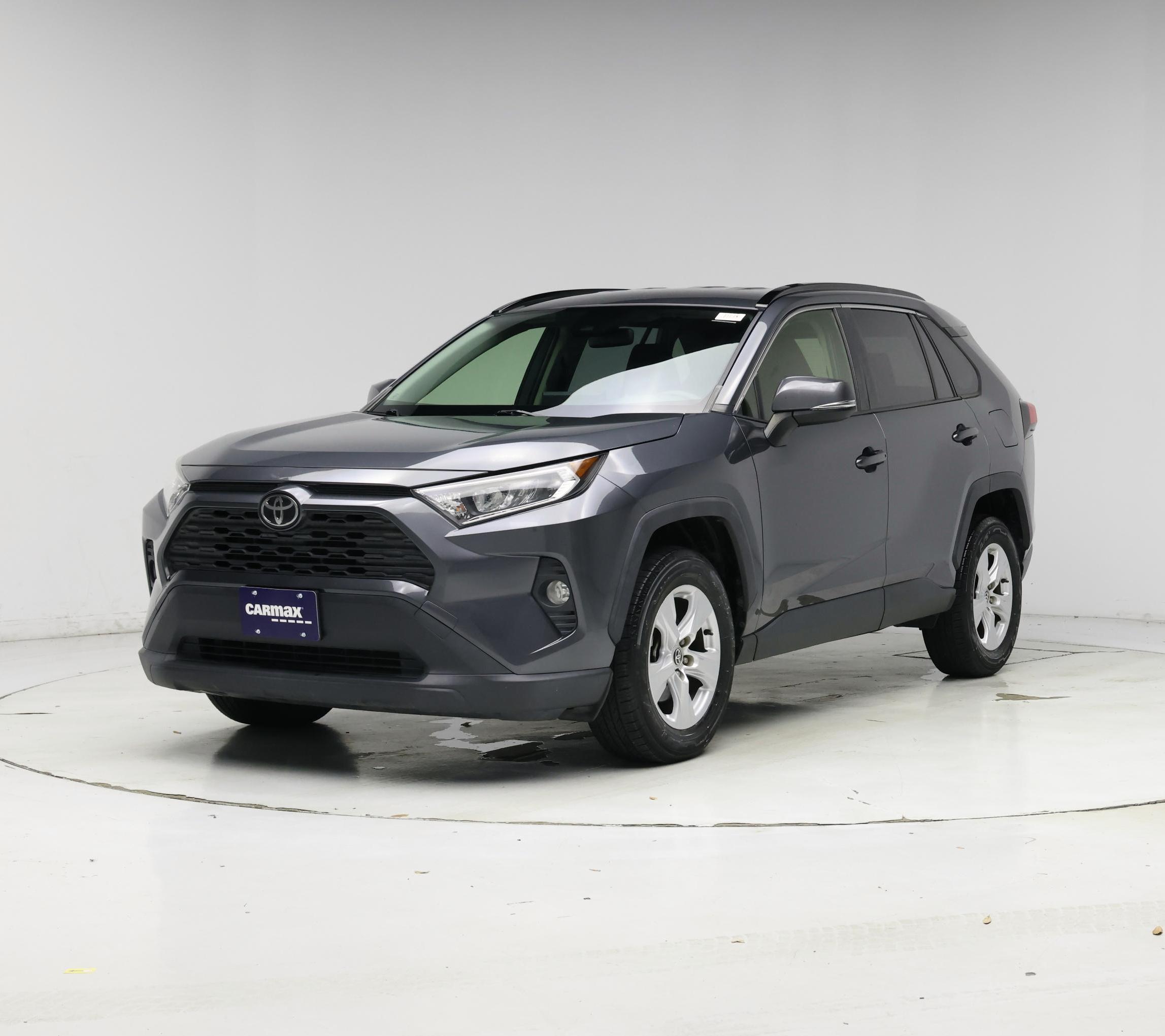 Thumbnail: 2020 Toyota RAV4 - 4