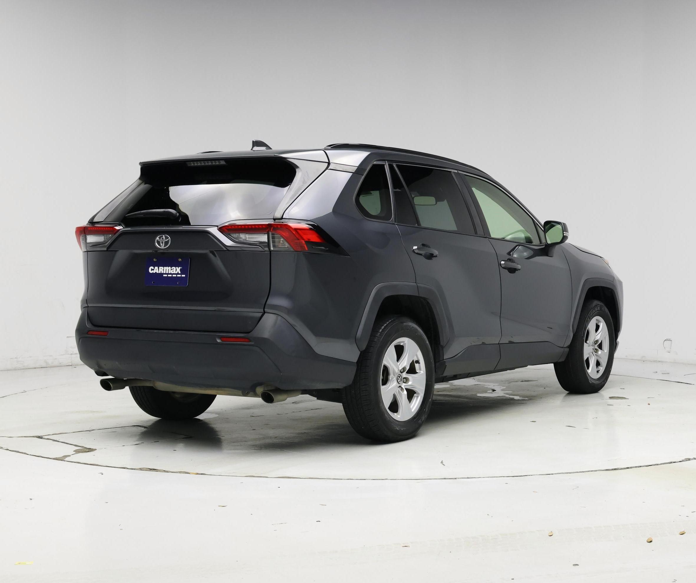 Thumbnail: 2020 Toyota RAV4 - 8