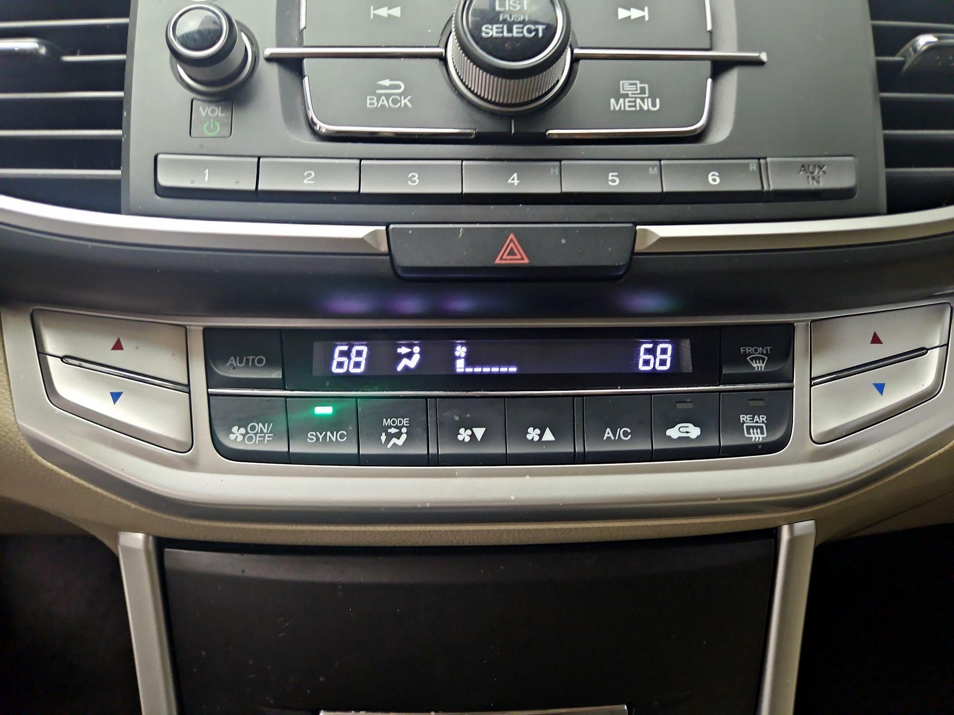 Thumbnail: 2014 Honda Accord - 16