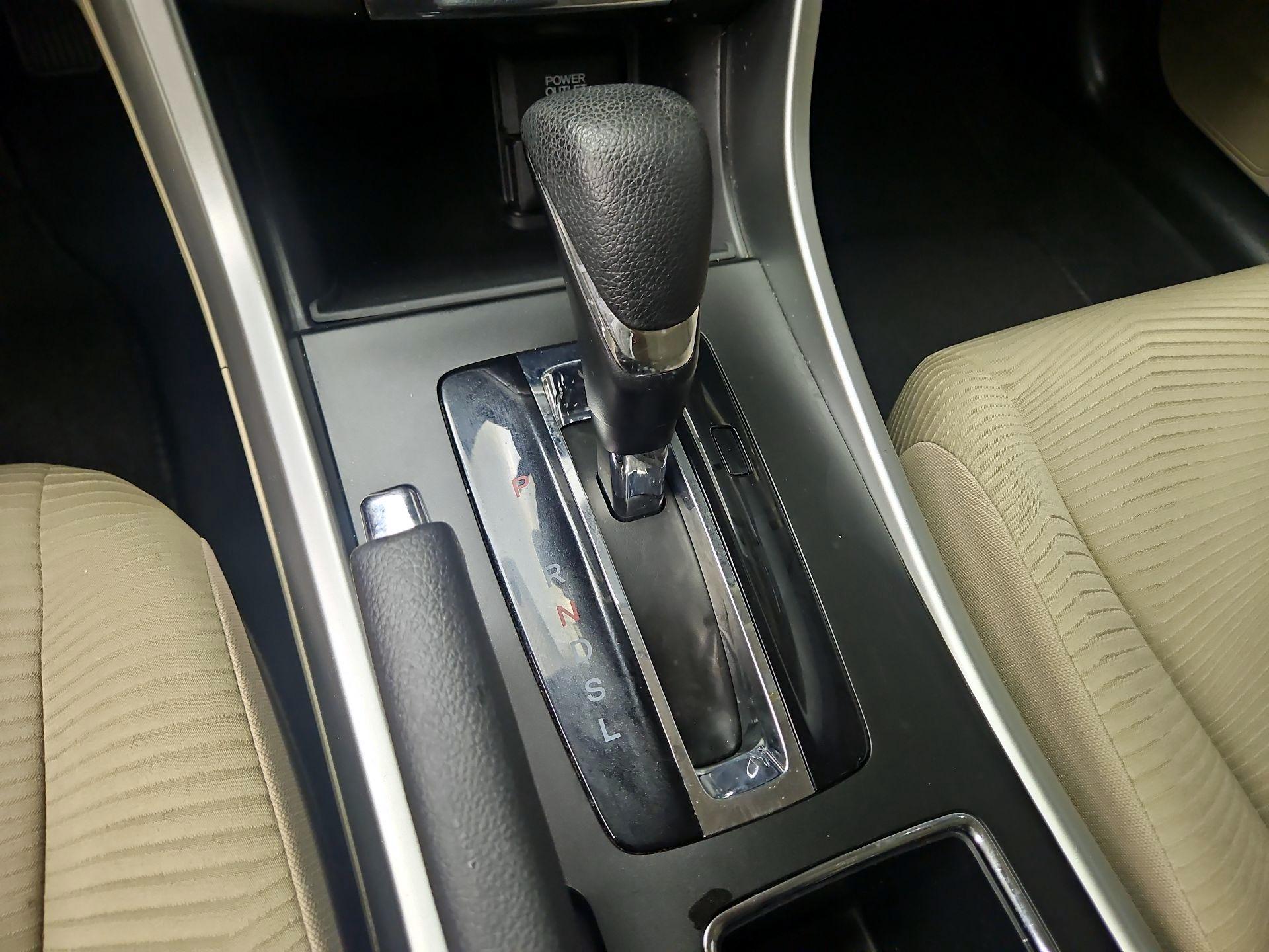 Thumbnail: 2014 Honda Accord - 17