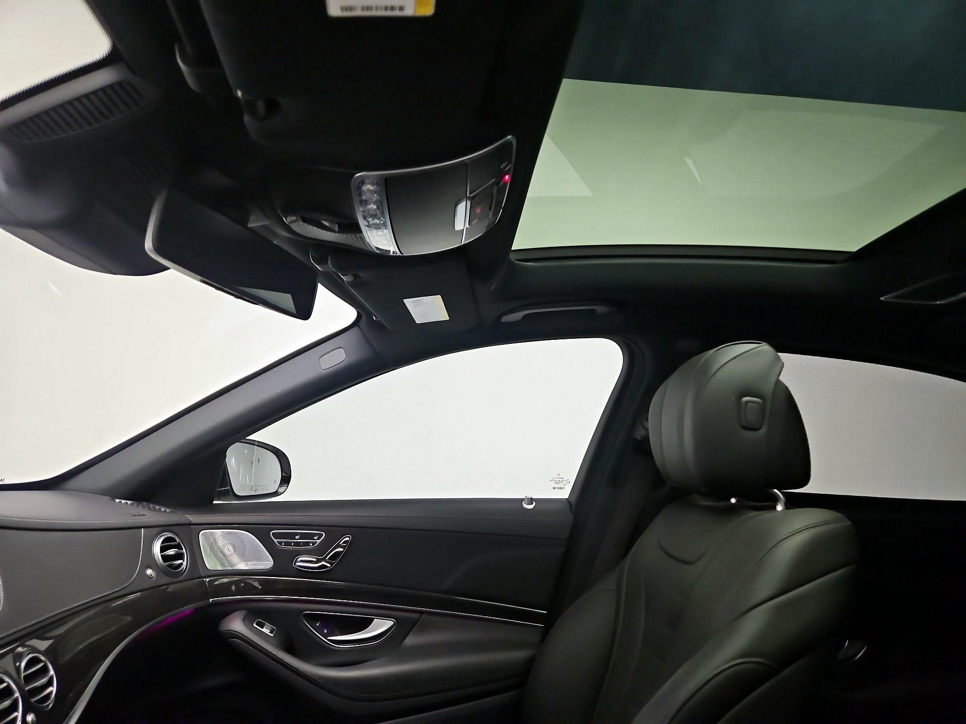 Thumbnail: 2019 Mercedes-Benz S-Class - 20