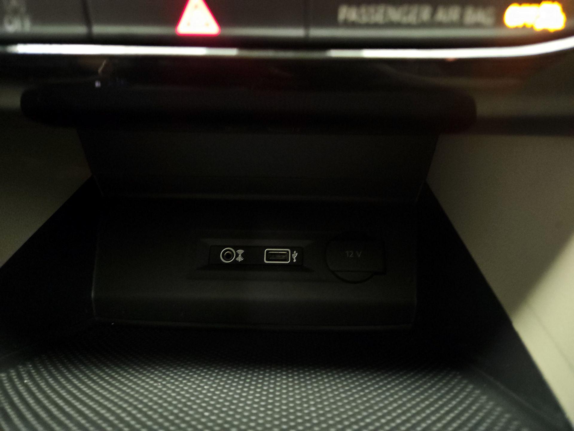 Thumbnail: 2019 Volkswagen Atlas - 18