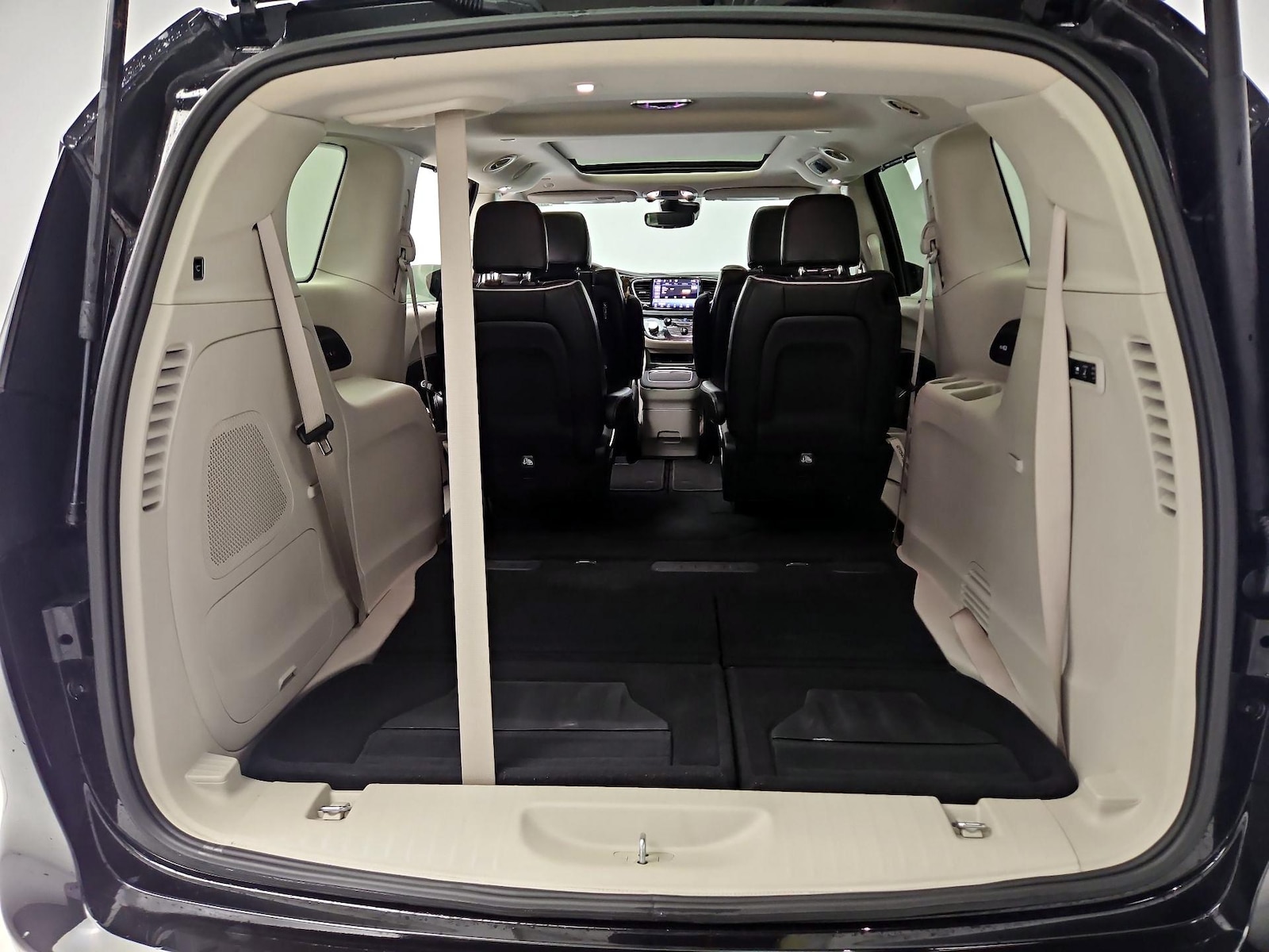 2023 Chrysler Pacifica Limited - Photo 25