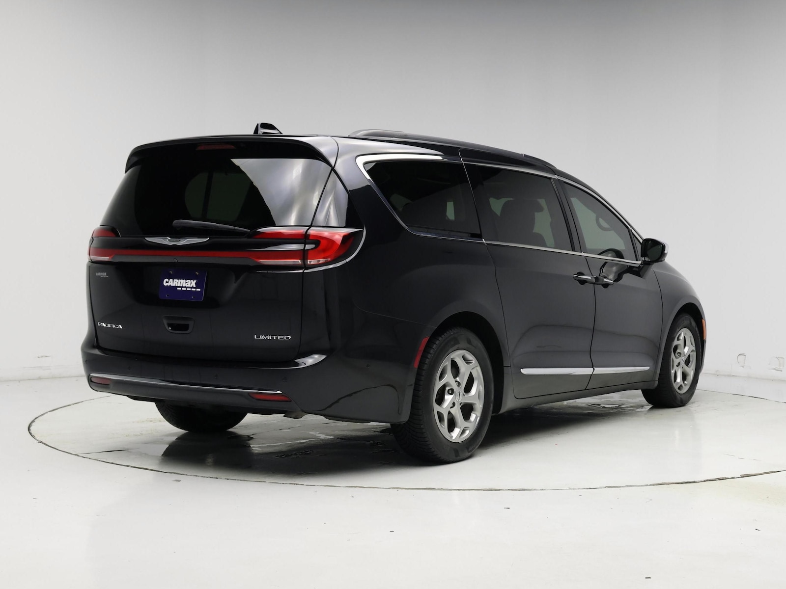 2023 Chrysler Pacifica Limited - Photo 9