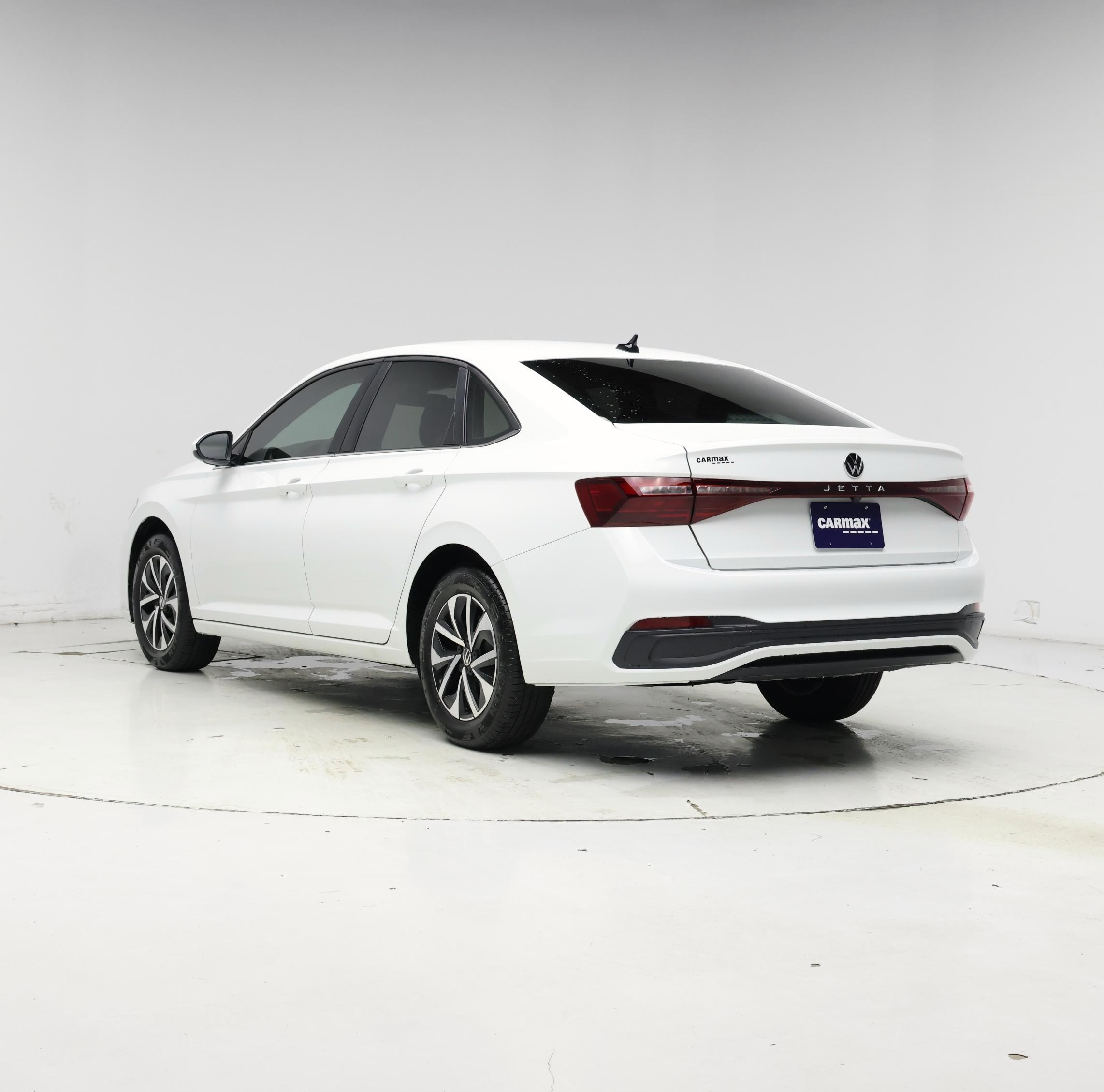 Thumbnail: 2025 Volkswagen Jetta - 2