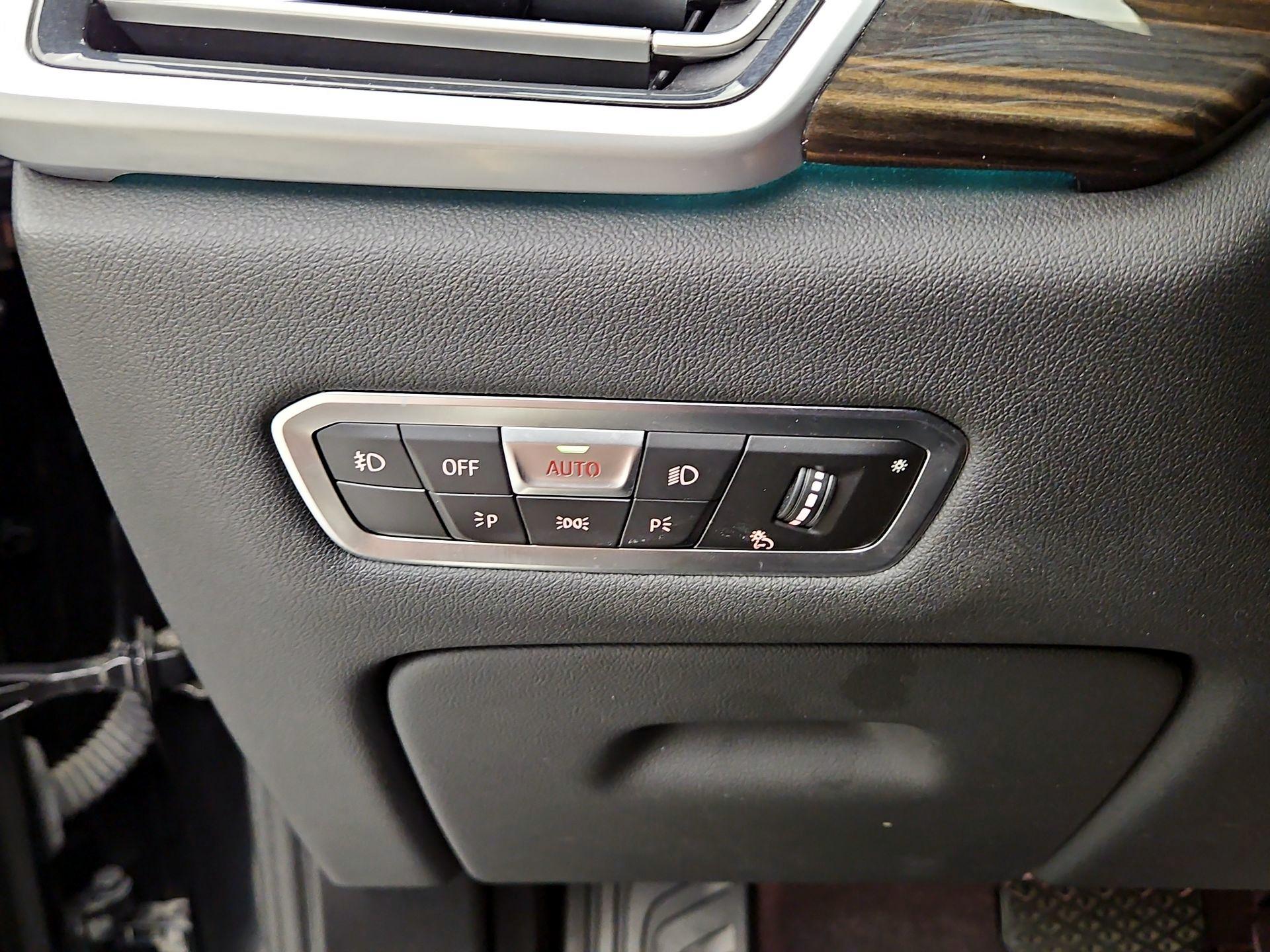 Thumbnail: 2020 BMW X5 - 13