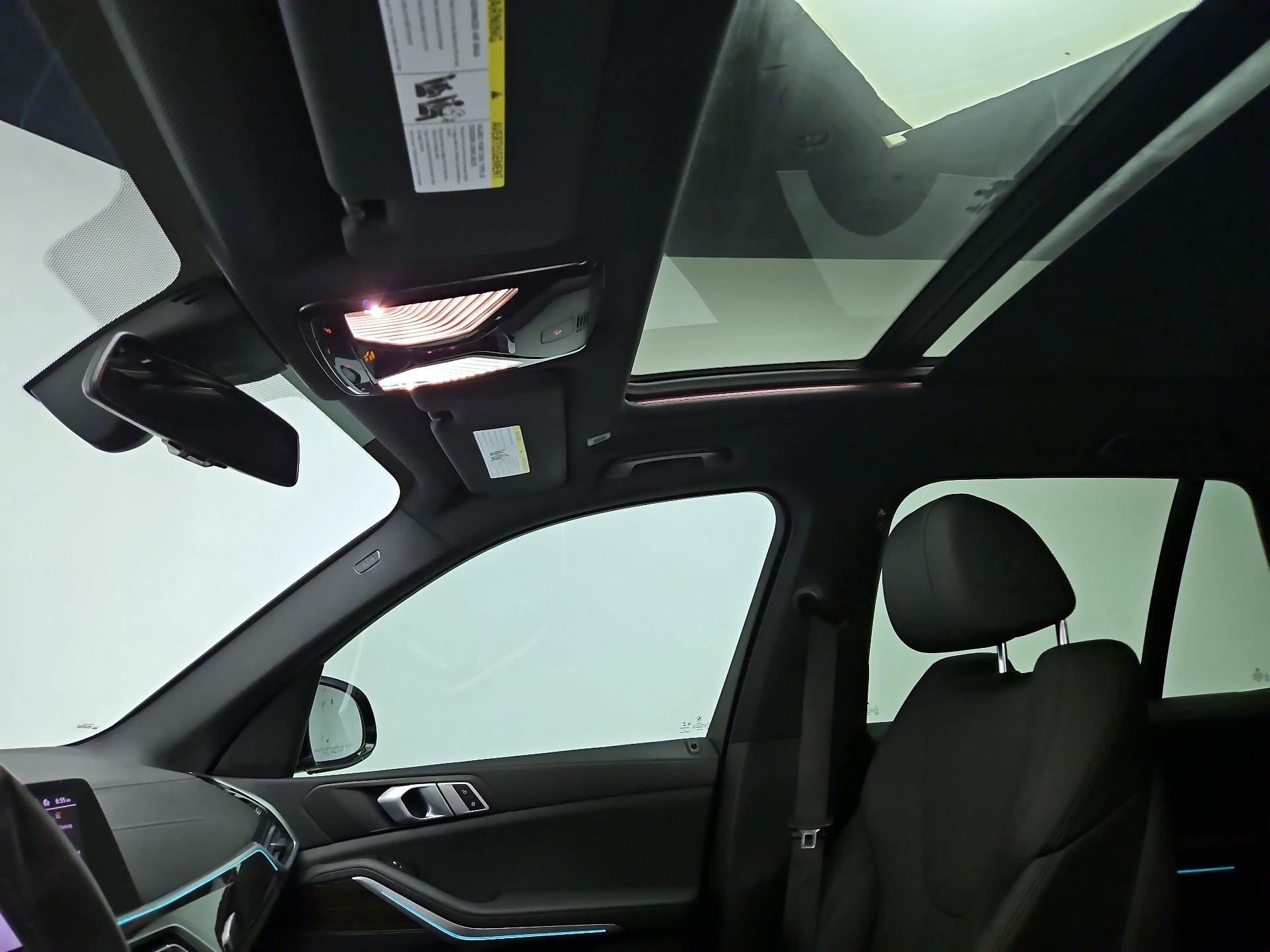 Thumbnail: 2020 BMW X5 - 20