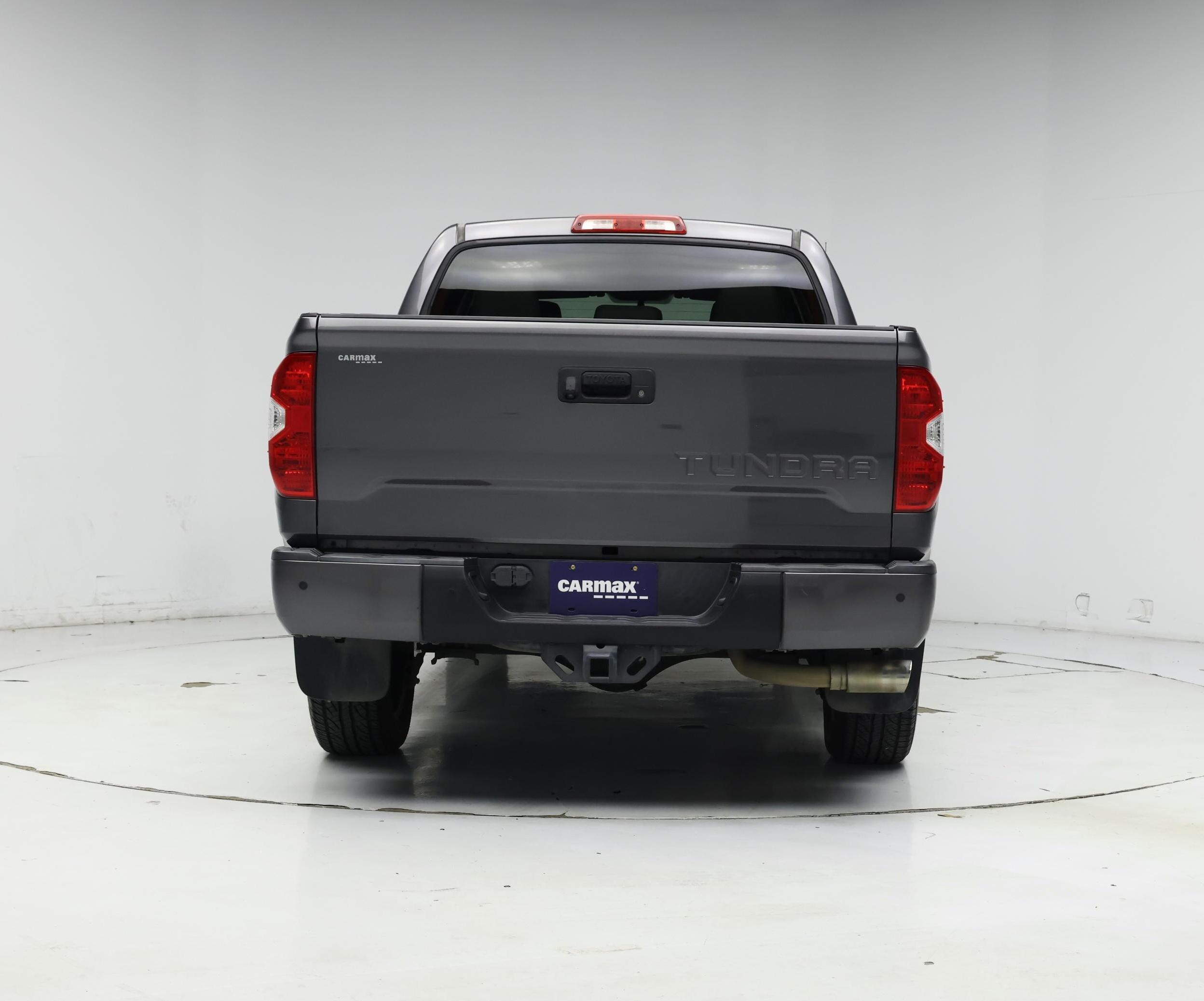 Thumbnail: 2017 Toyota Tundra - 6