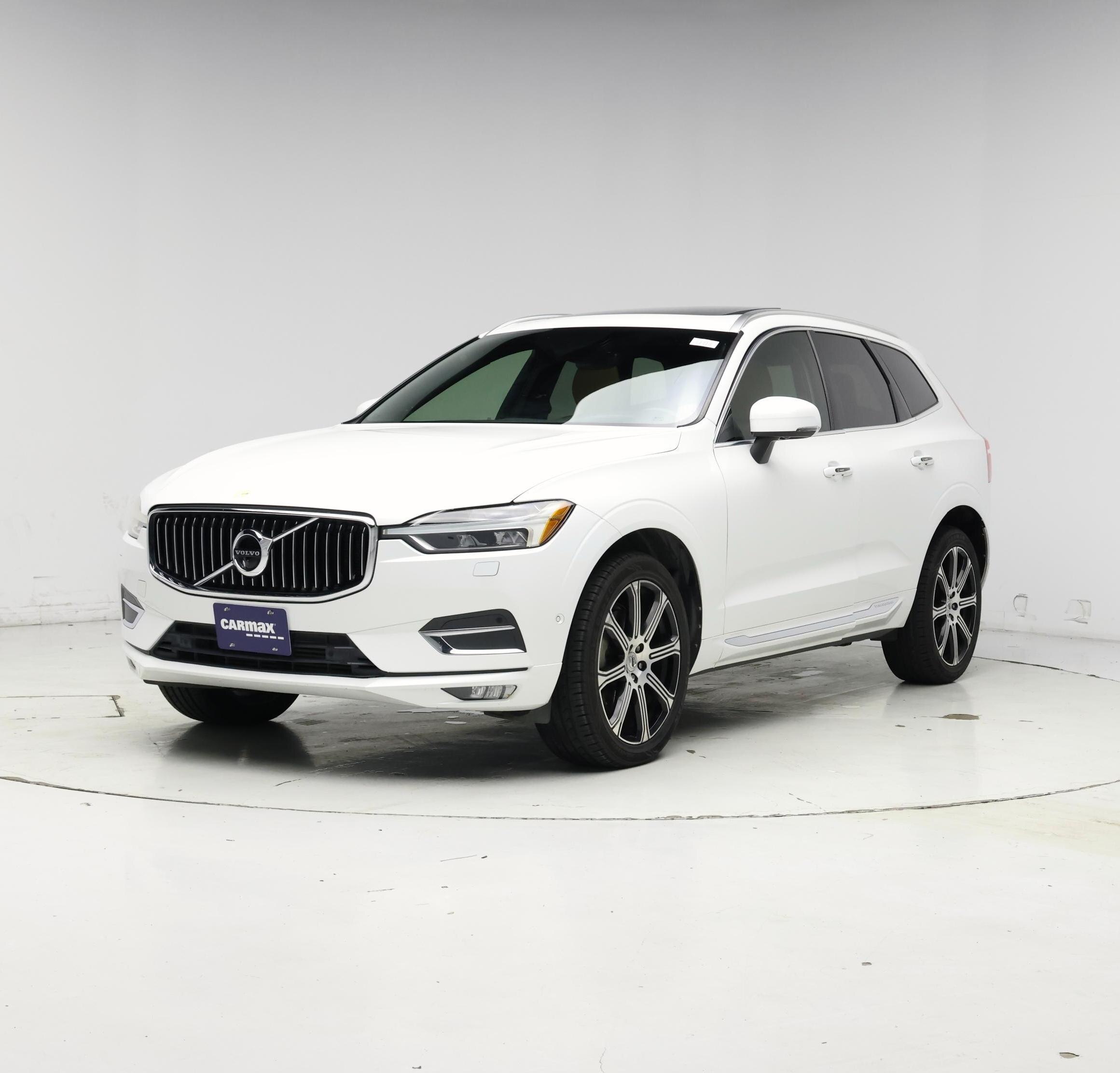 Thumbnail: 2019 Volvo XC60 - 4