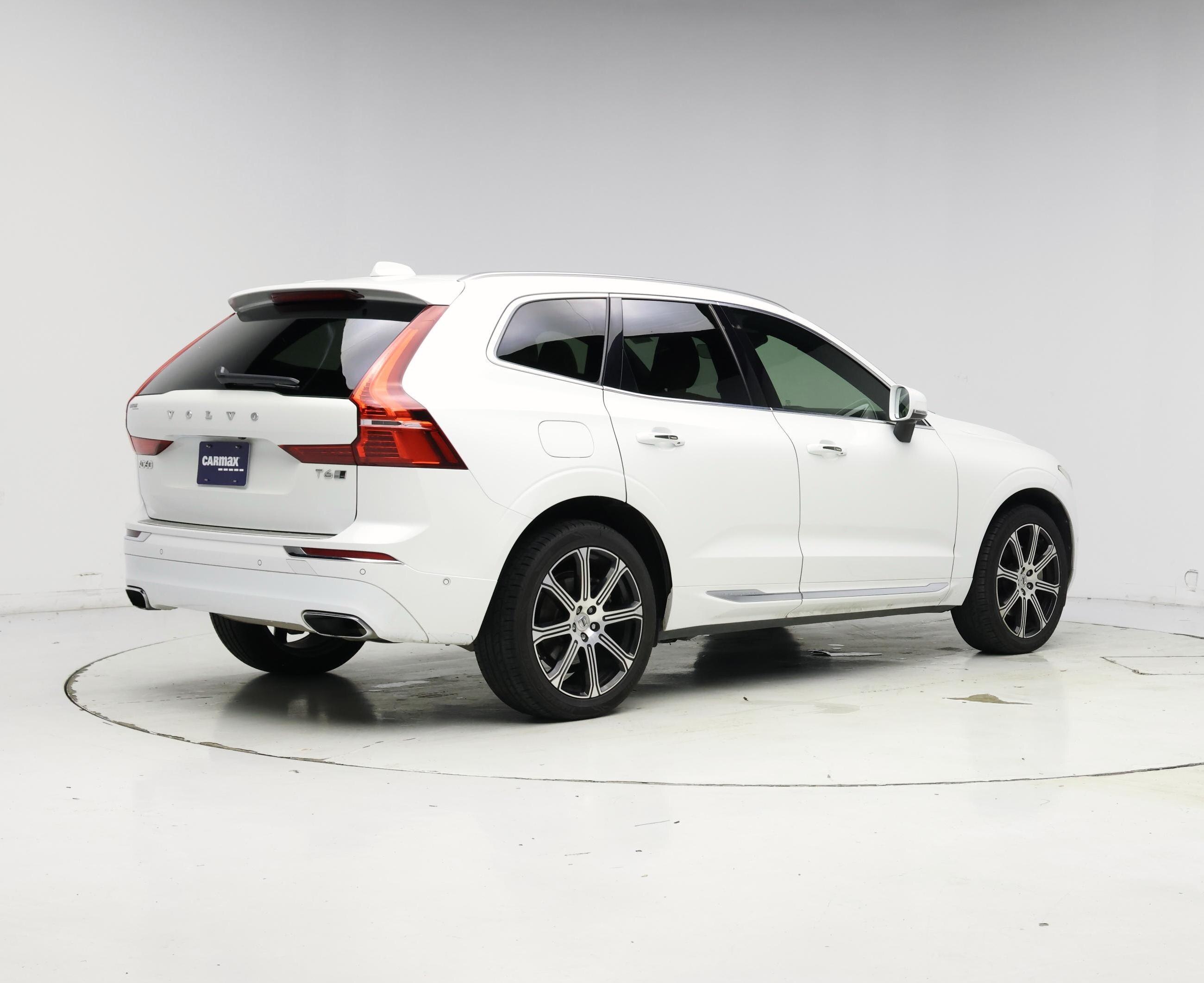 Thumbnail: 2019 Volvo XC60 - 8