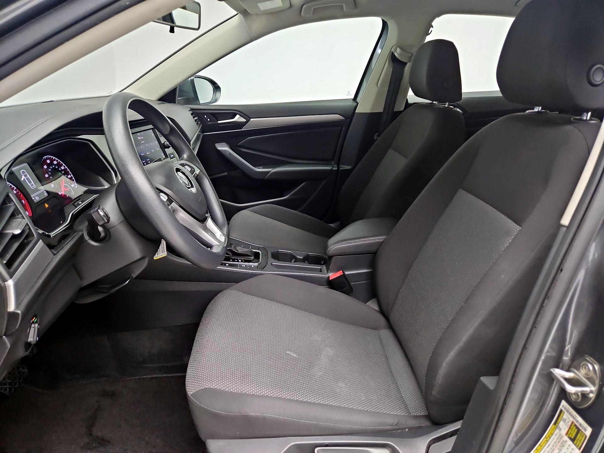 Thumbnail: 2019 Volkswagen Jetta - 11