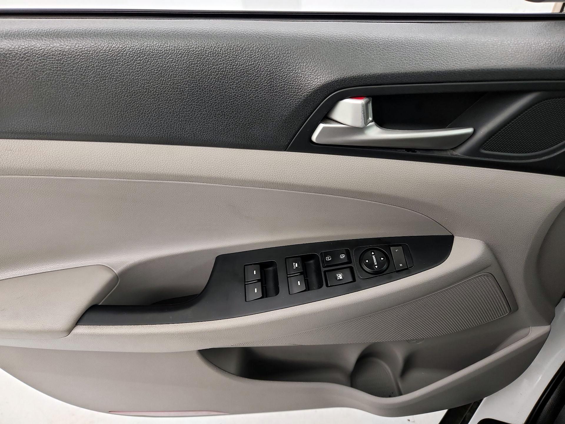 Thumbnail: 2021 Hyundai Tucson - 12