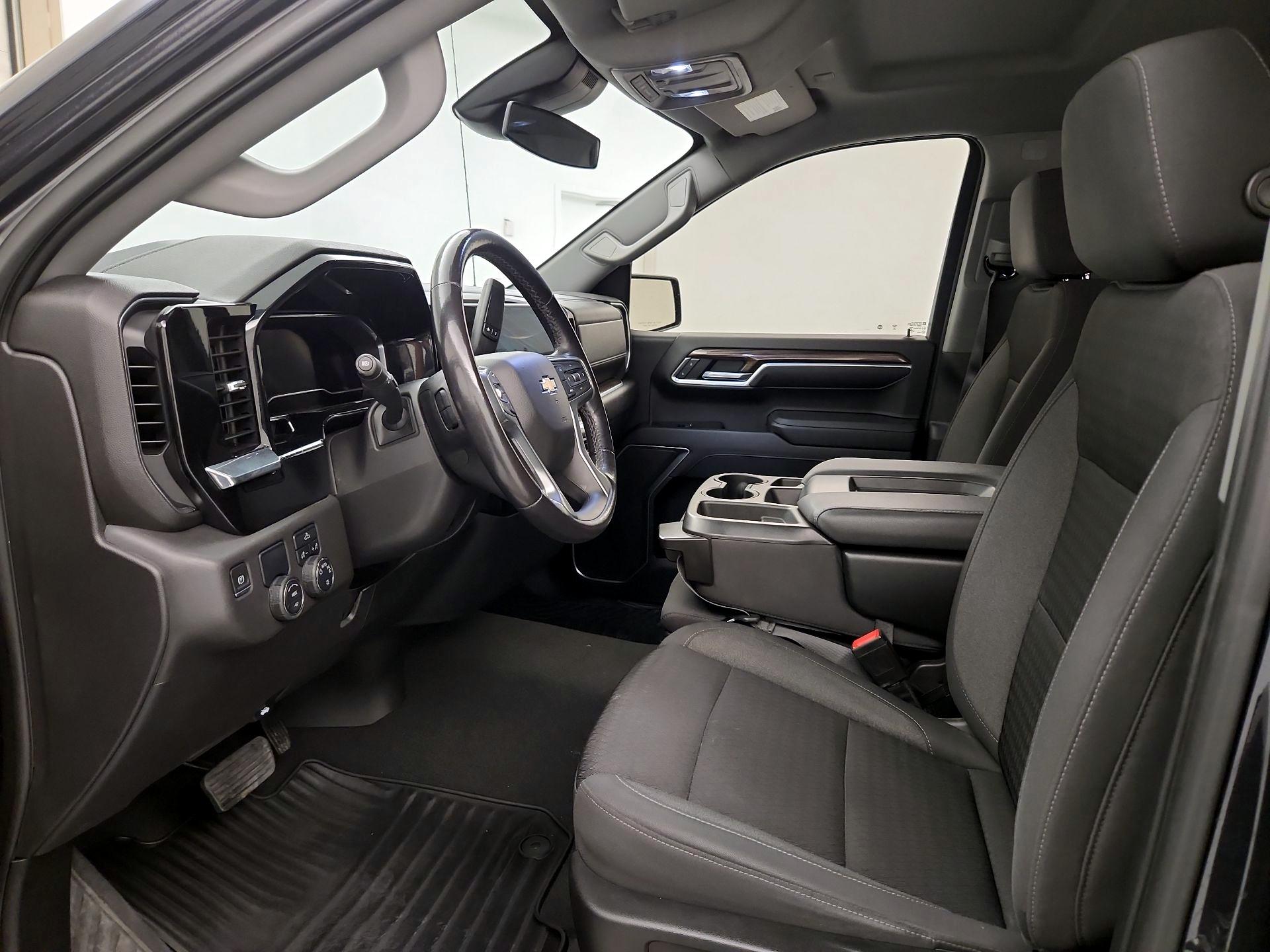 Thumbnail: 2022 Chevrolet Silverado 1500 - 11