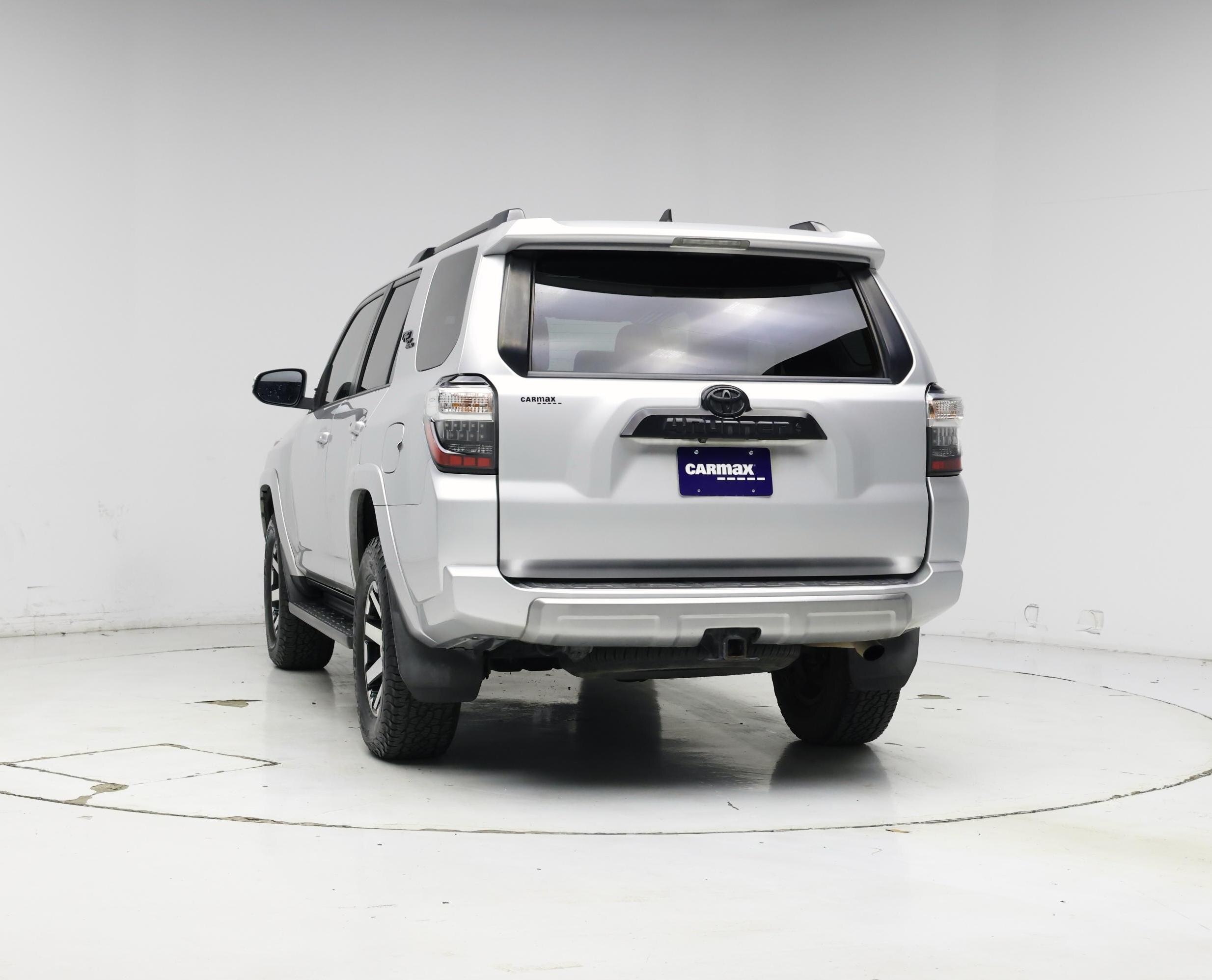 Thumbnail: 2020 Toyota 4Runner - 6