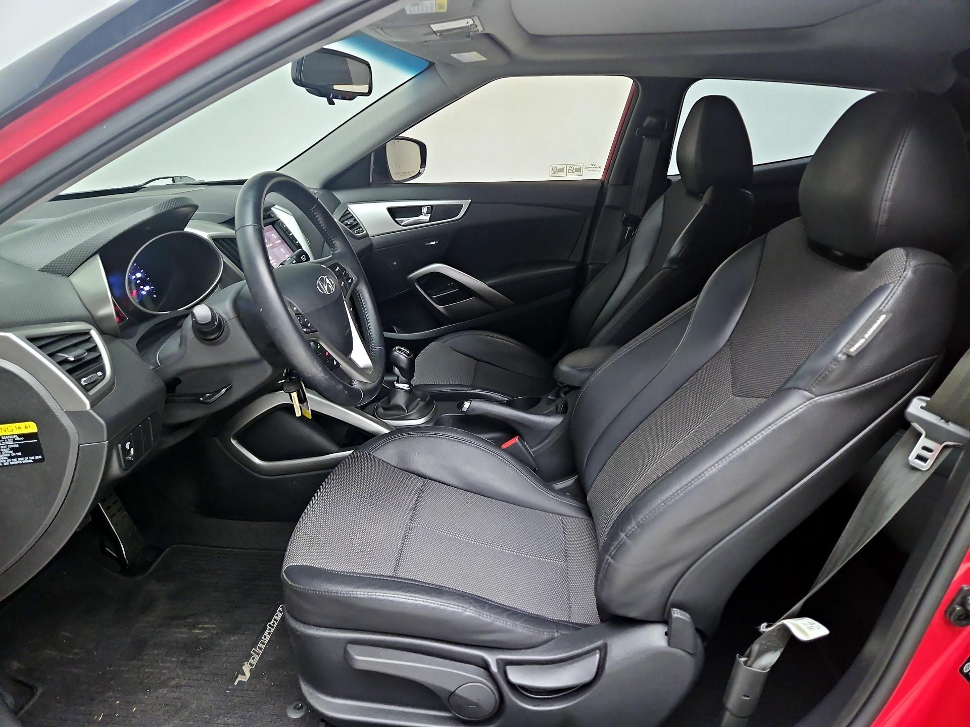 Thumbnail: 2014 Hyundai Veloster - 11