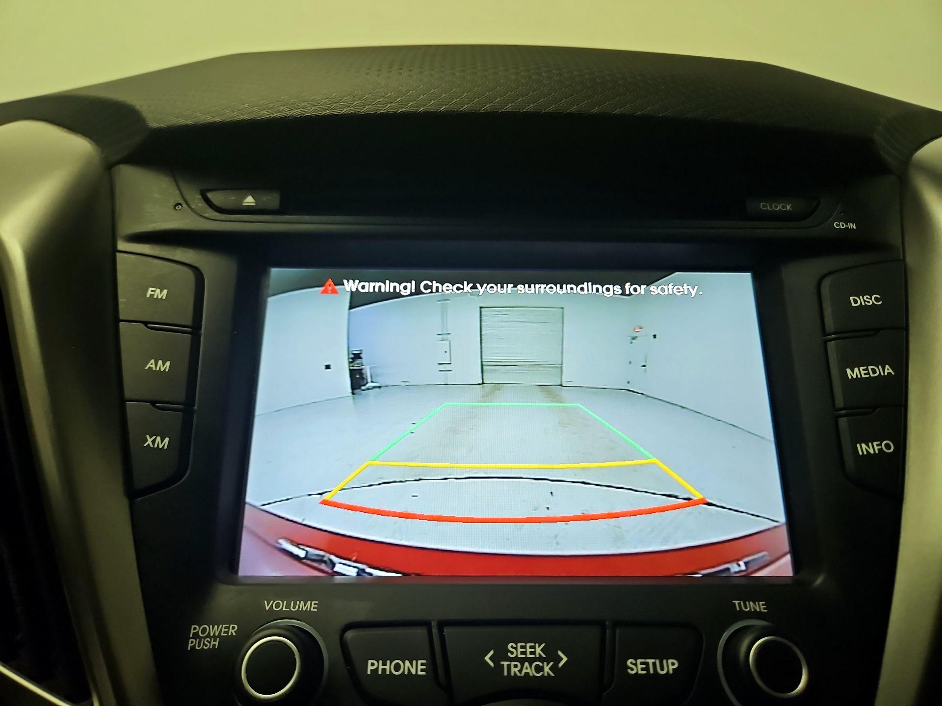 Thumbnail: 2014 Hyundai Veloster - 14